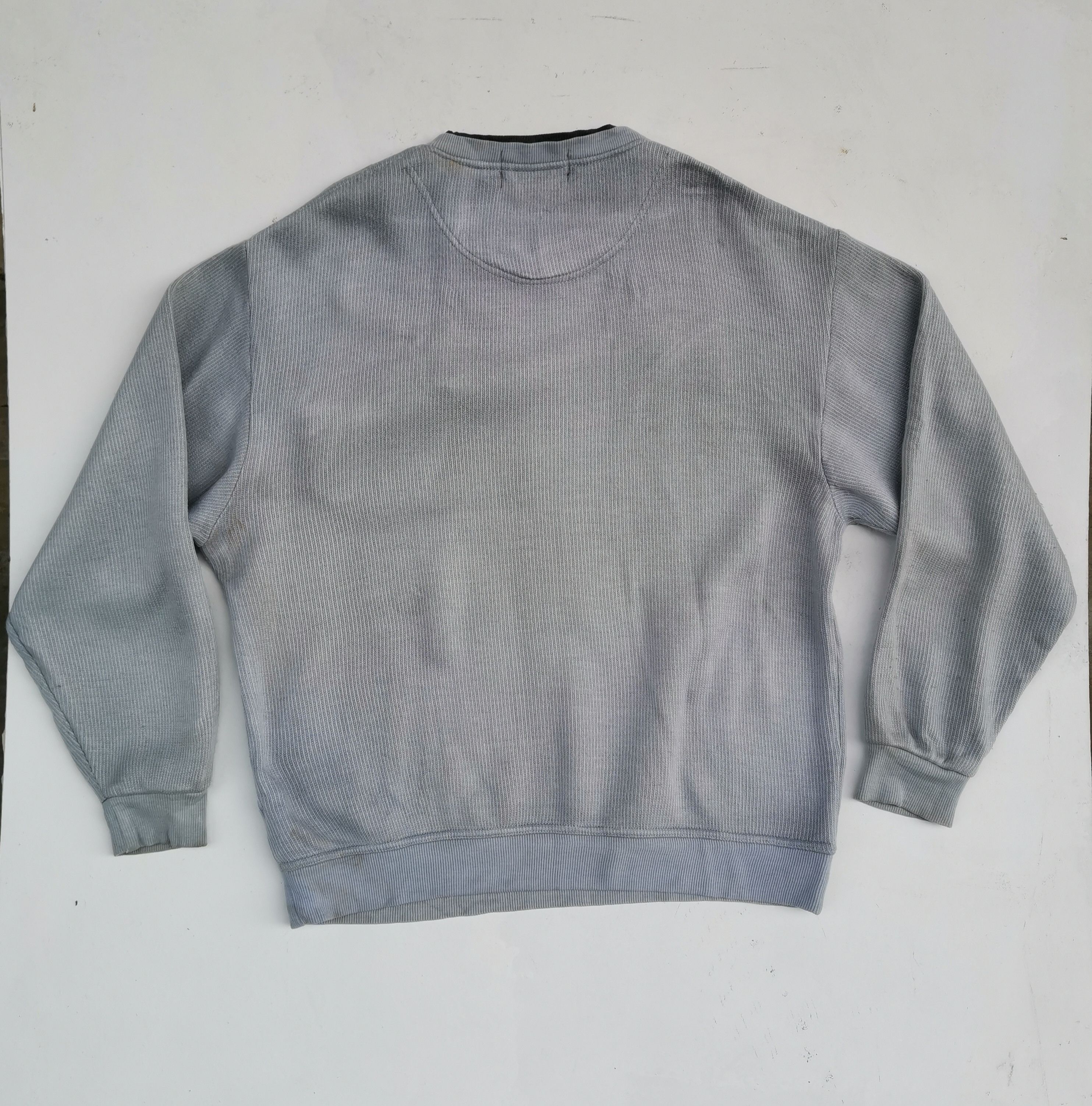 Valentino Vintage Claudio Valentino Small Logo Sweatshirt Size US L / EU 52-54 / 3 - 4 Thumbnail