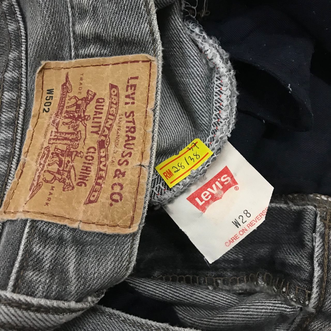 Japanese Brand × Levi's 🔥 Vintage Levi's 502 Art Skeleton Denim Jeans Size US 28 / EU 44 - 14 Thumbnail