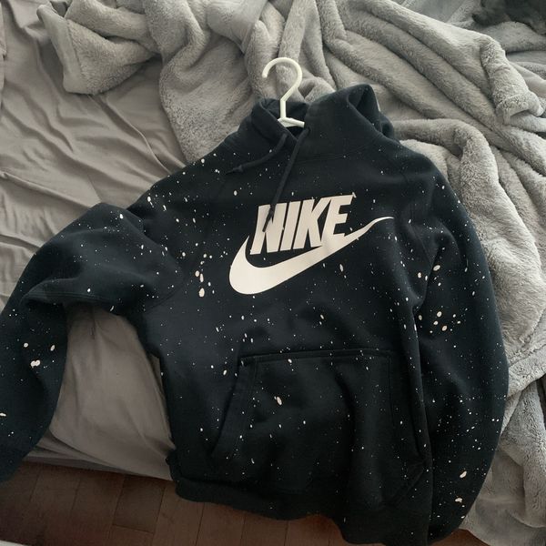 Nike hoodie sale paint splatter