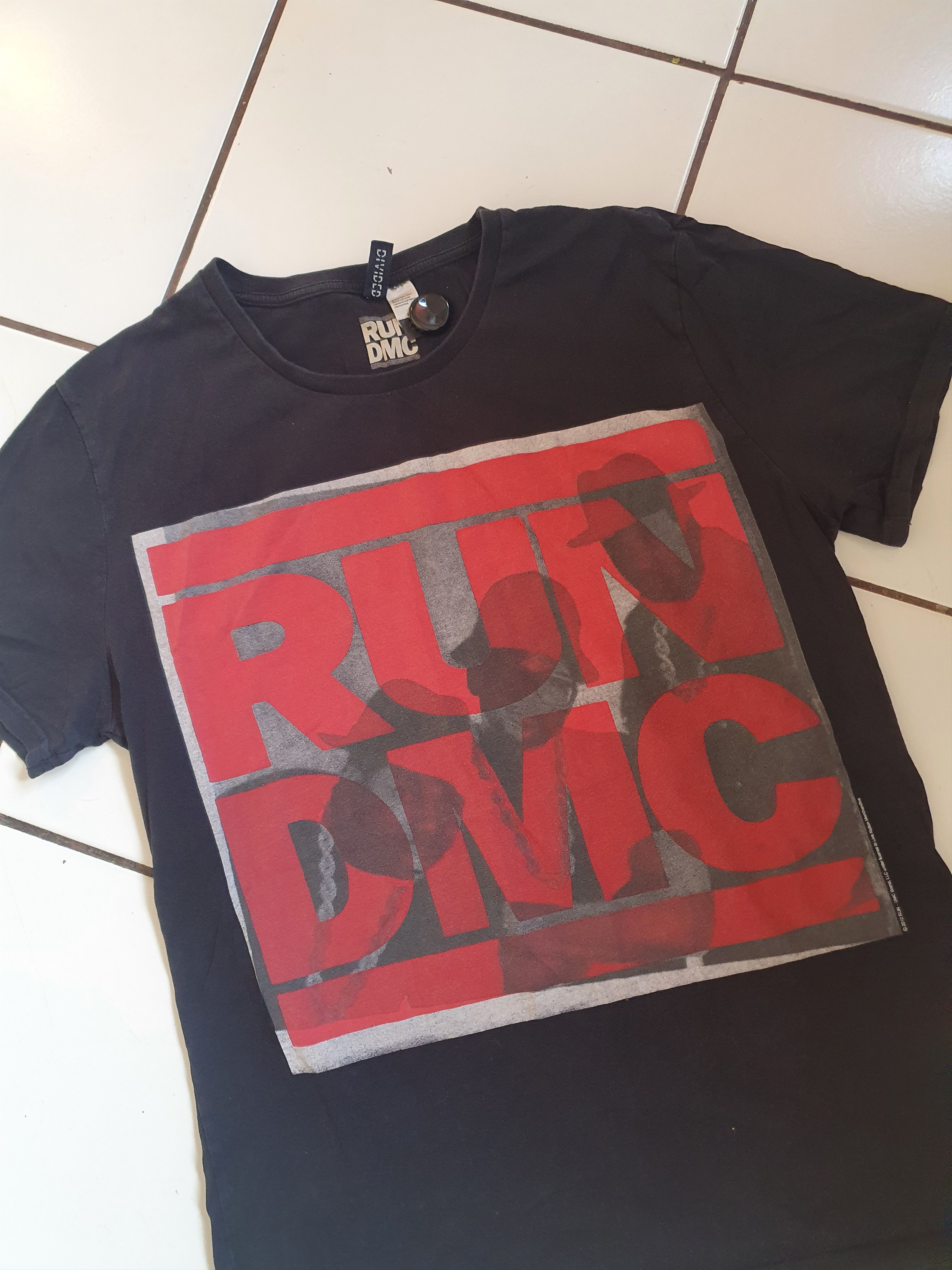 Divided × RUN DMC Run DMC 2010 divided SWAG t-shirt,sz M Size US M / EU 48-50 / 2 - 1 Thumbnail