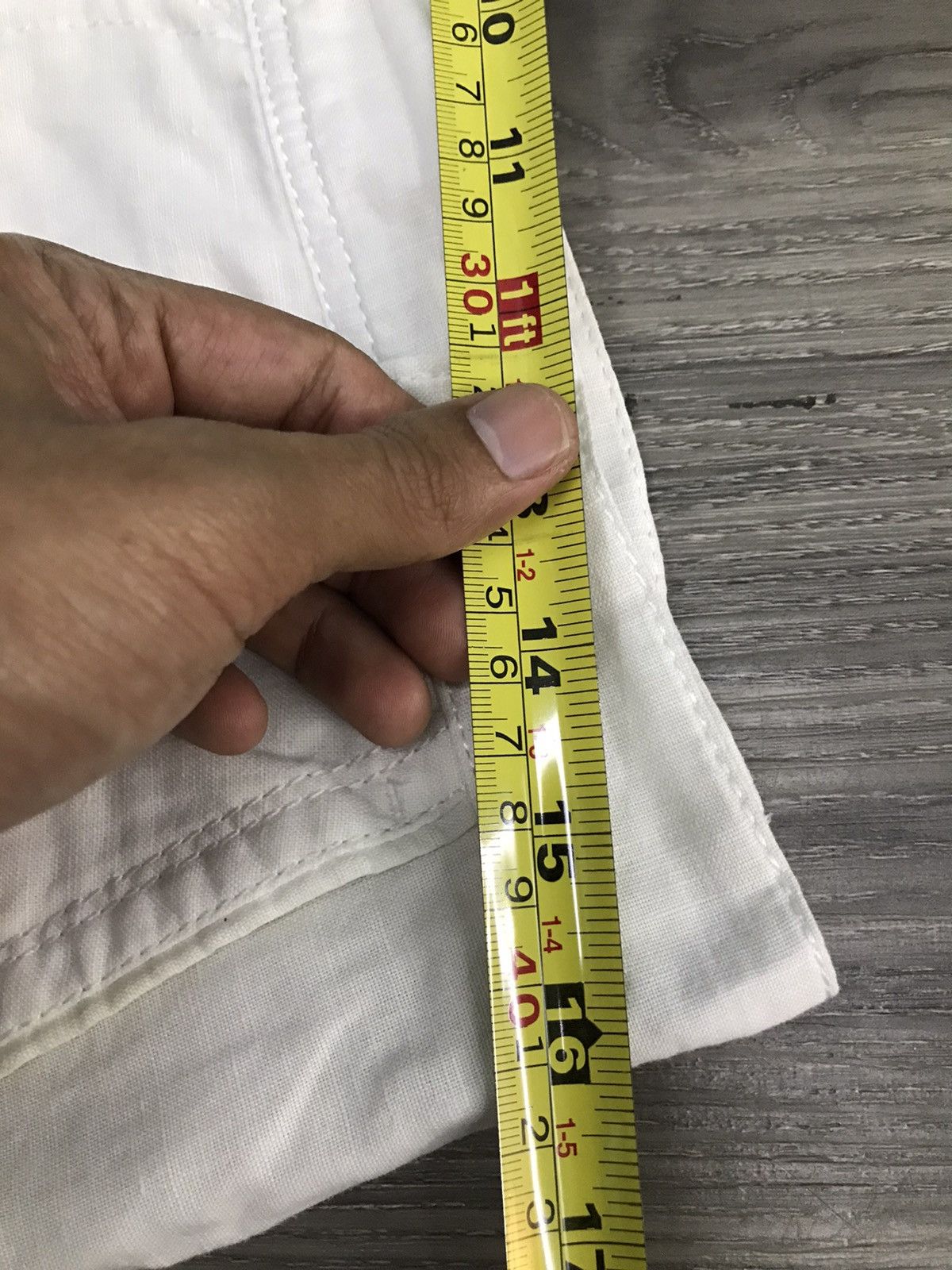 White emporio armani bermuda pants