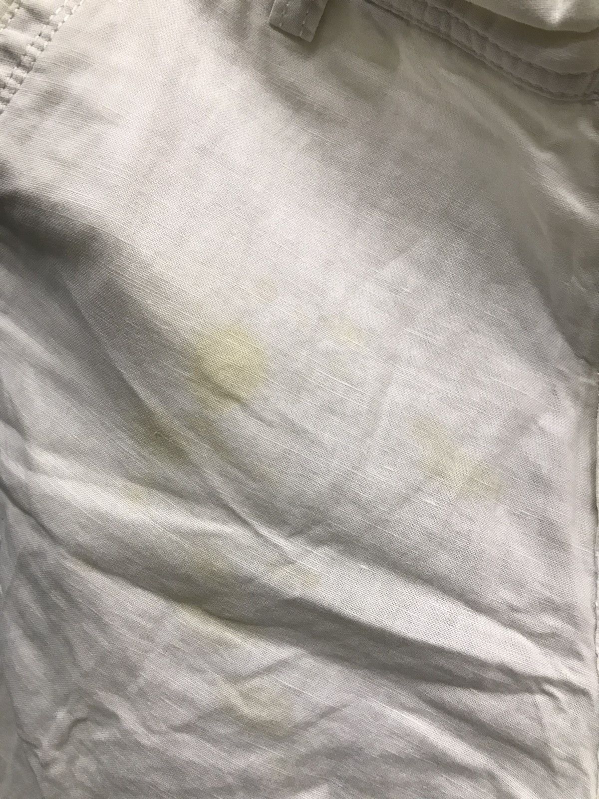 White emporio armani bermuda pants