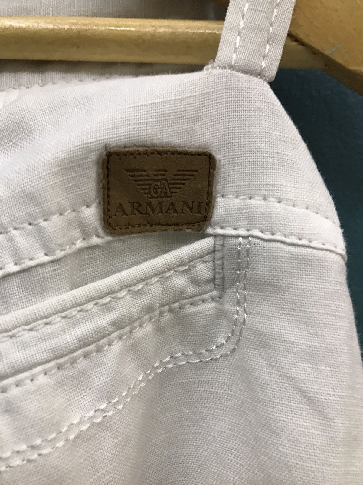 White emporio armani bermuda pants