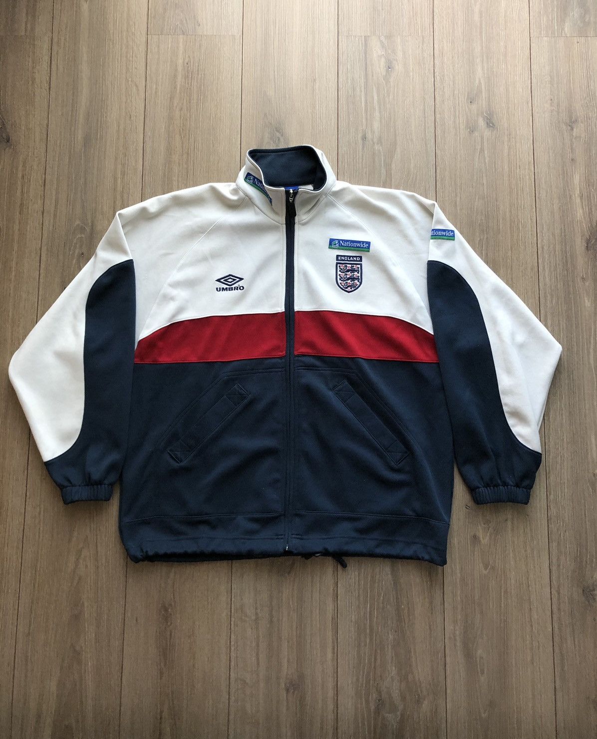 Umbro Vintage England 00s 🏴󠁧󠁢󠁥󠁮󠁧󠁿 ⚽️ UMBRO TRACK JACKET