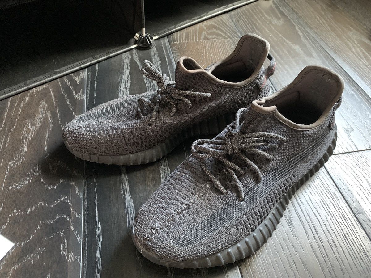 Adidas Yeezy Boost V2 Black Non Reflective Size US 11 / EU 44 - 9 Thumbnail