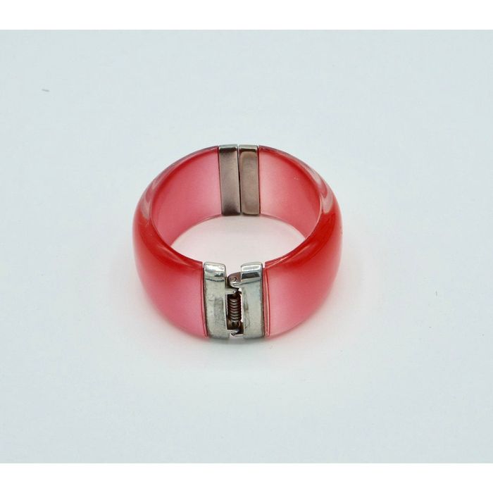 Vintage Hot Pink Lucite Bangle Bracelet - Vintage '60s Bangle - Re Size ONE SIZE - 2 Preview