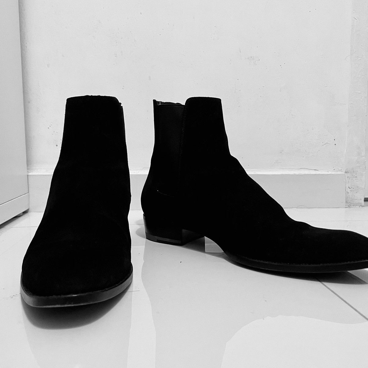 Hedi Slimane × Saint Laurent Paris Saint Laurent Black Velour Boots Hedi Slimane Era Size US 11 / EU 44 - 3 Thumbnail