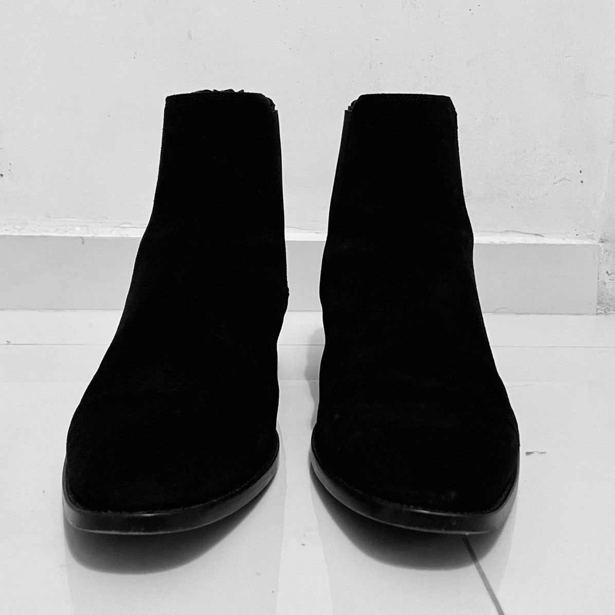 Hedi Slimane × Saint Laurent Paris Saint Laurent Black Velour Boots Hedi Slimane Era Size US 11 / EU 44 - 5 Thumbnail