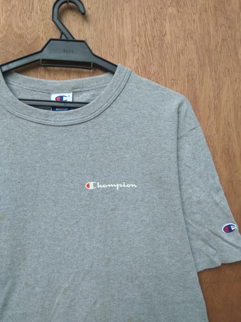 Champion Vintage 90s Champion t shirt small logo Size US M / EU 48-50 / 2 - 2 Thumbnail