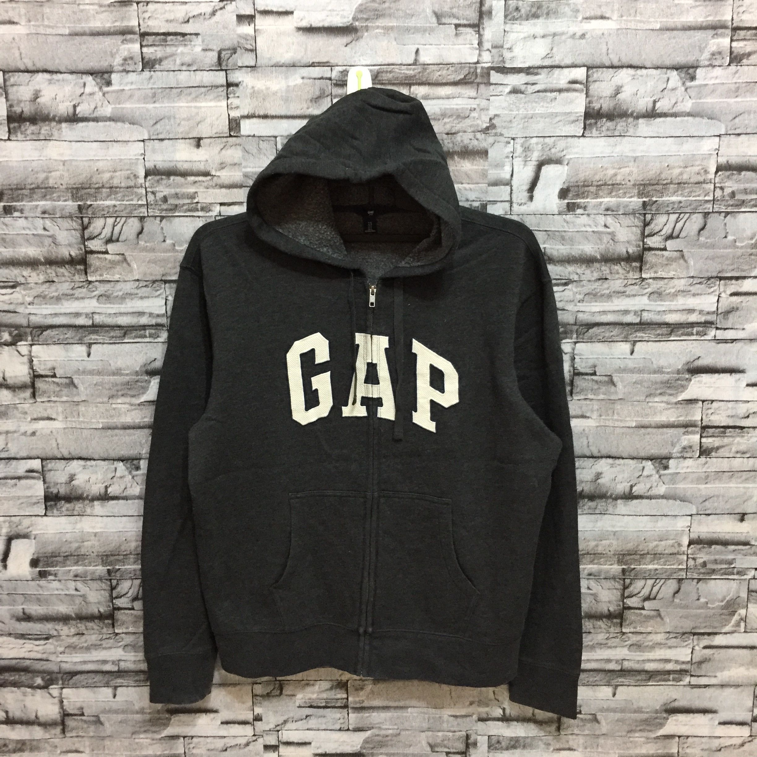 Gap Vintage Gap hoodie spellout embroidered big logo Size US L / EU 52-54 / 3 - 2 Thumbnail