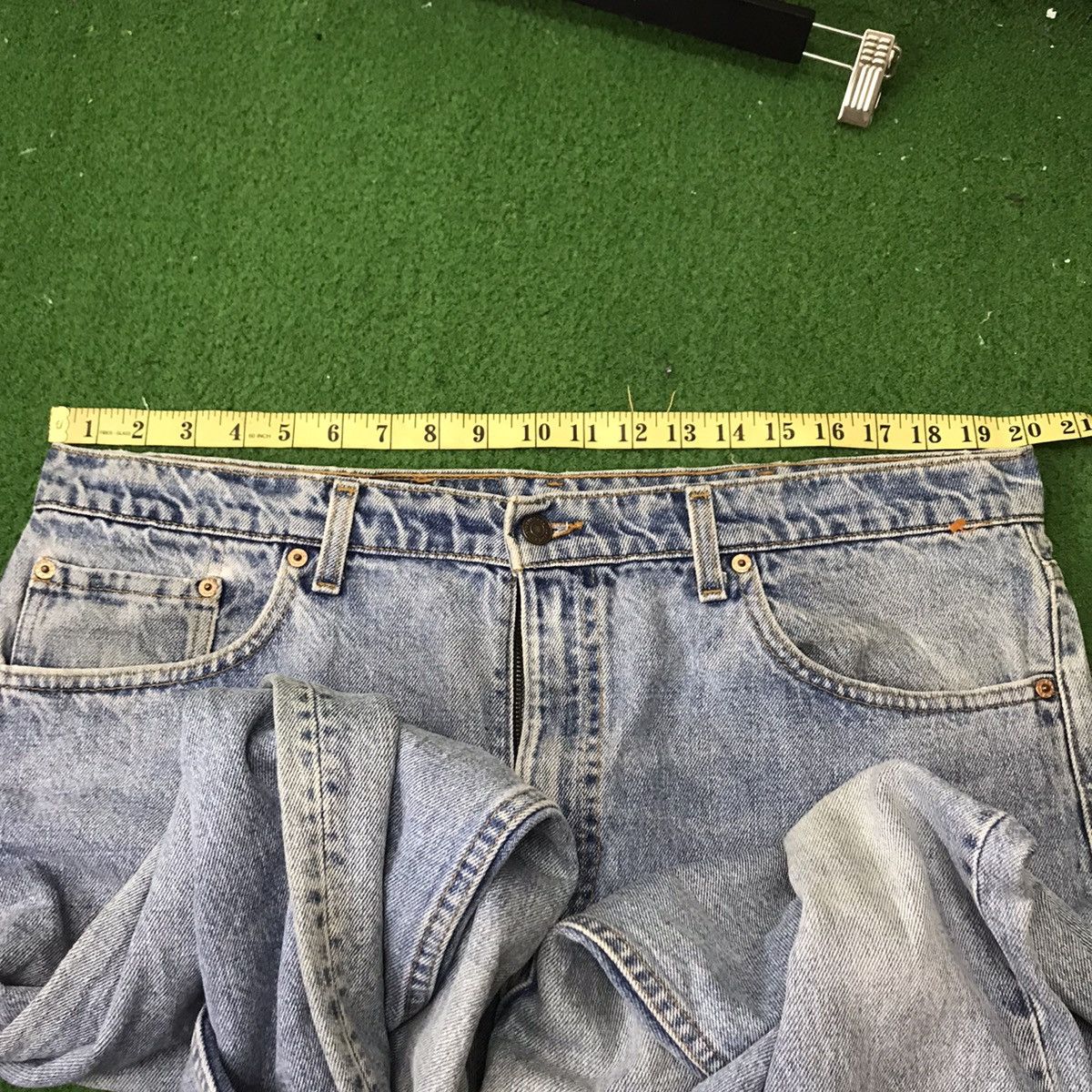 Levi's Vintage 90s Levis 555 Relaxed Fit Straight Leg Lightwash Size US 40 / EU 56 - 23 Thumbnail