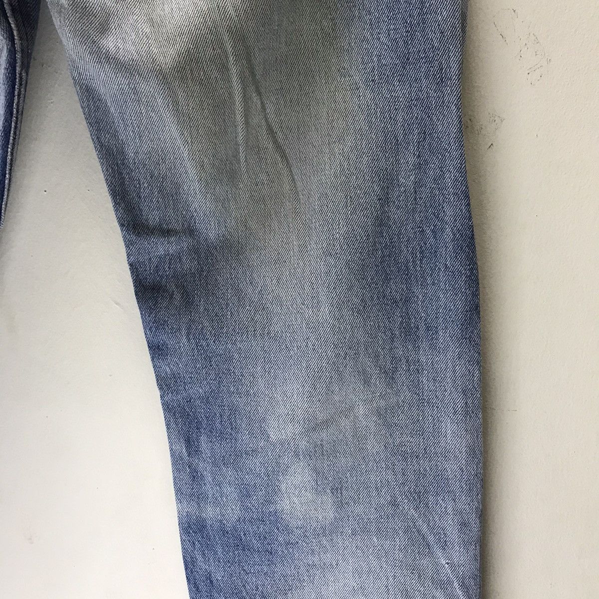 Levi's Vintage Levis 501xx Thrashed Jeans Size US 32 / EU 48 - 16 Thumbnail