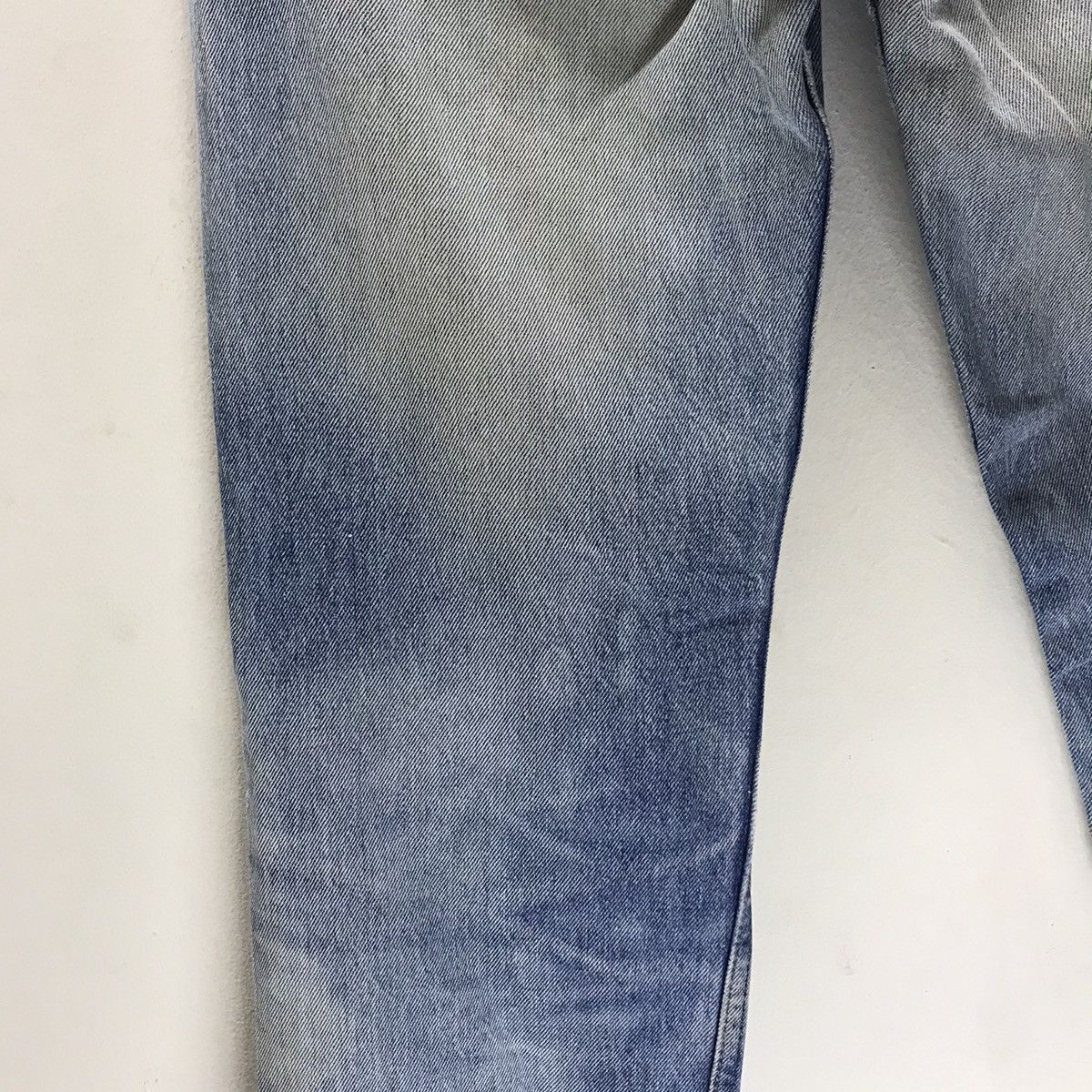 Levi's Vintage Levis 501xx Thrashed Jeans Size US 32 / EU 48 - 15 Thumbnail