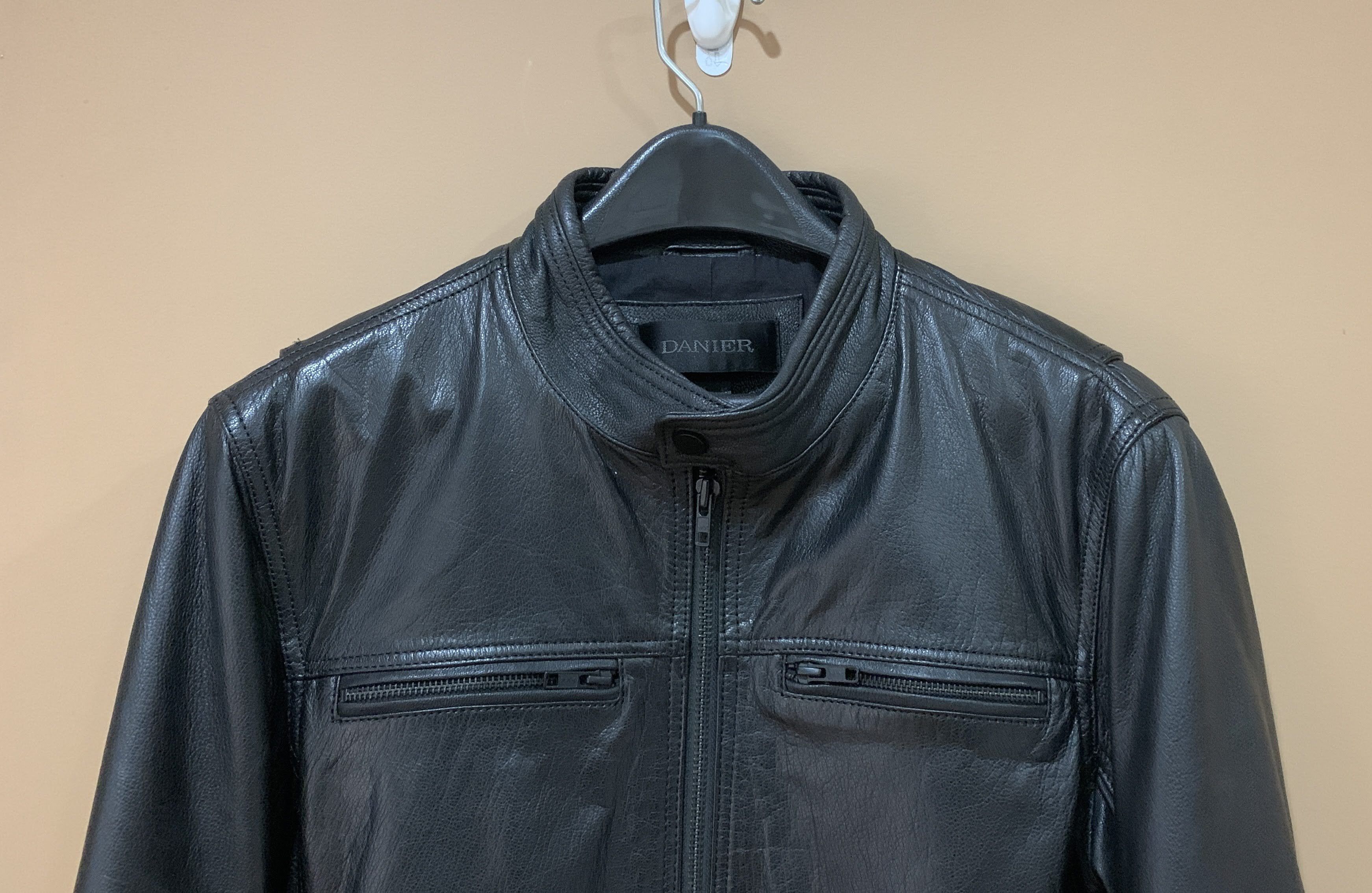 Danier Black Cafe Racer Moto Leather Jacket - M Size US M / EU 48-50 / 2 - 2 Thumbnail