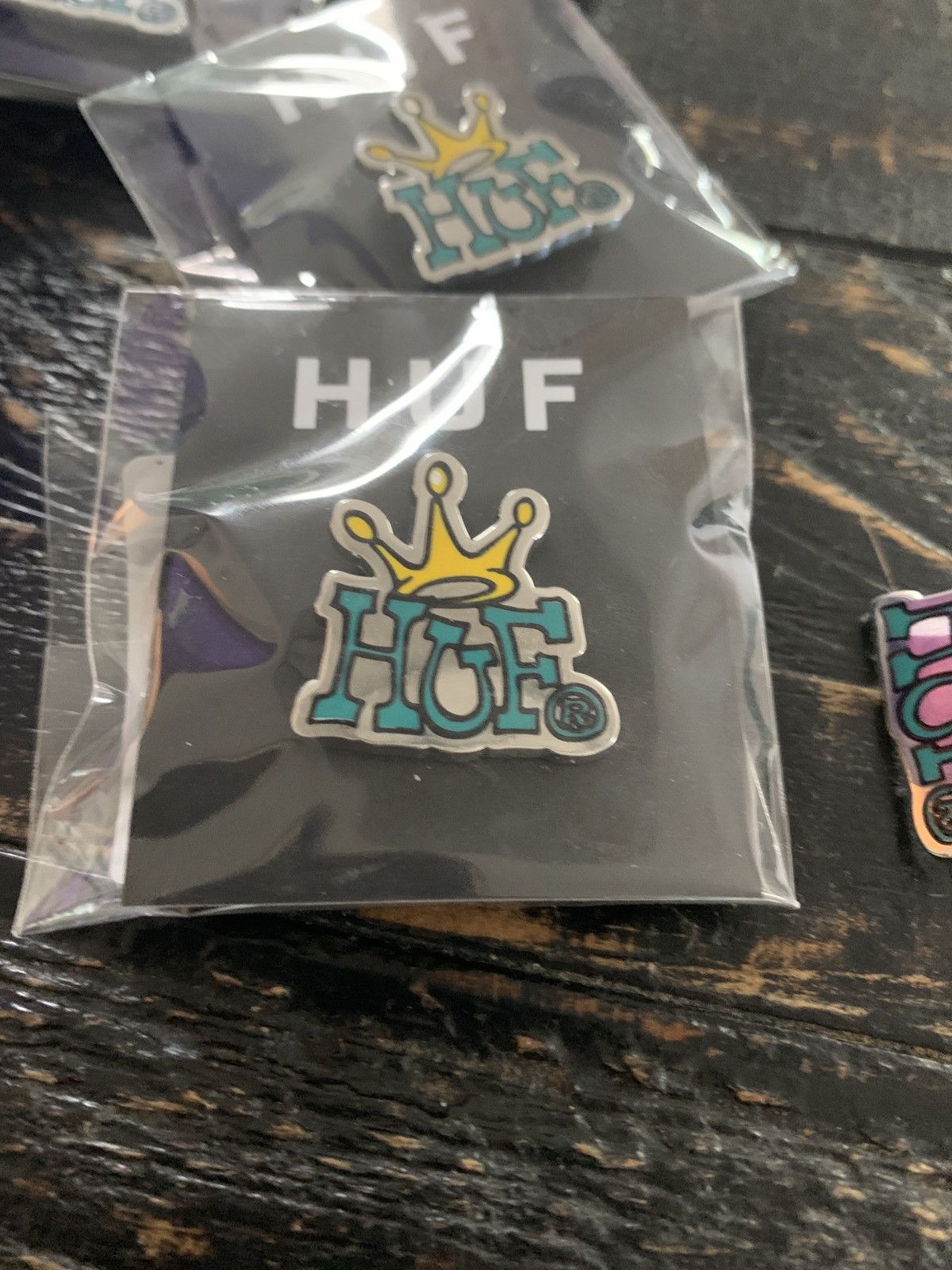 Huf HUF CROWN 👑 PIN Size ONE SIZE - 3 Thumbnail