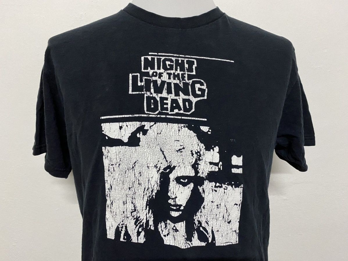 Band Tees × Vintage vintage night of the living dead horror movie tee Size US L / EU 52-54 / 3 - 5 Thumbnail