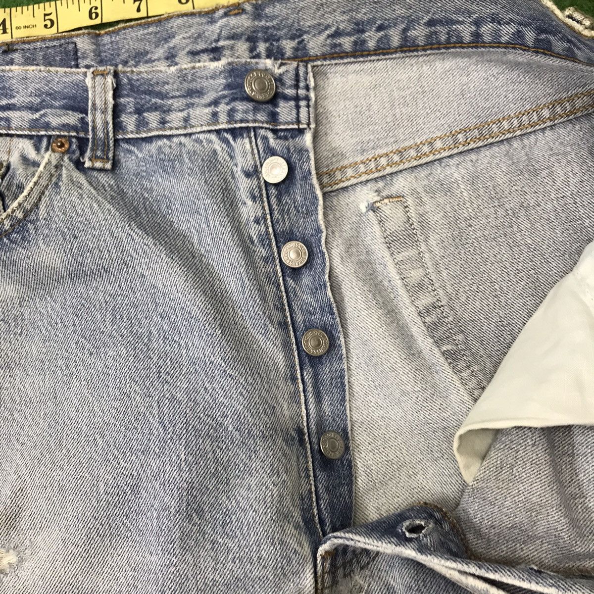 Levi's Vintage 90s Levis 501 Distressed Denim Jeans Size US 34 / EU 50 - 21 Thumbnail