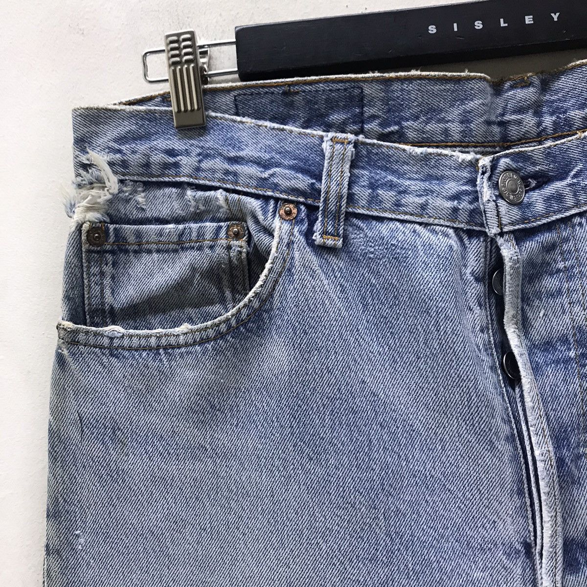 Levi's Vintage 90s Levis 501 Distressed Denim Jeans Size US 34 / EU 50 - 2 Thumbnail