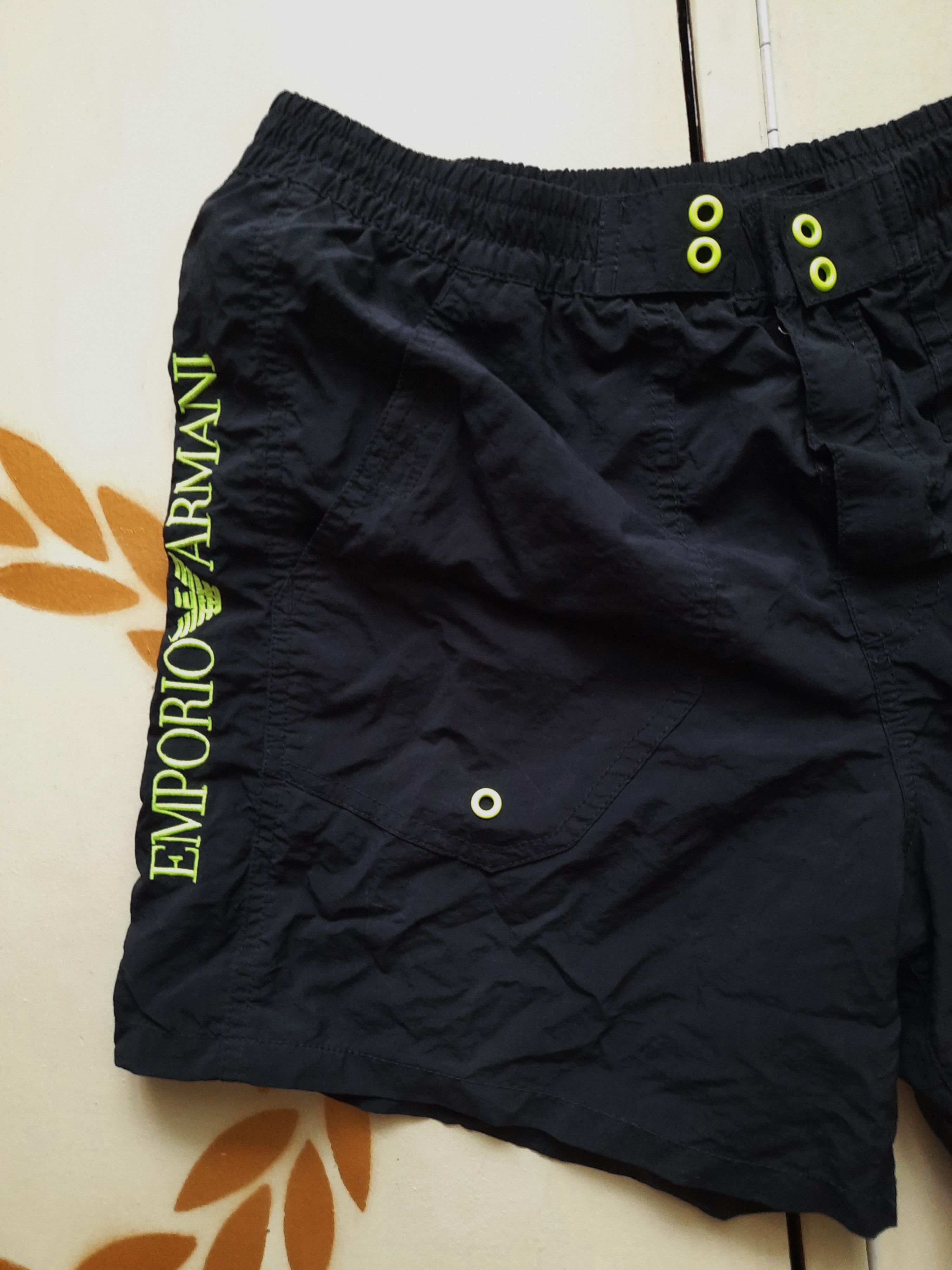 Emporio Armani Emporio Armani Shorts Size US 32 / EU 48 - 2 Preview