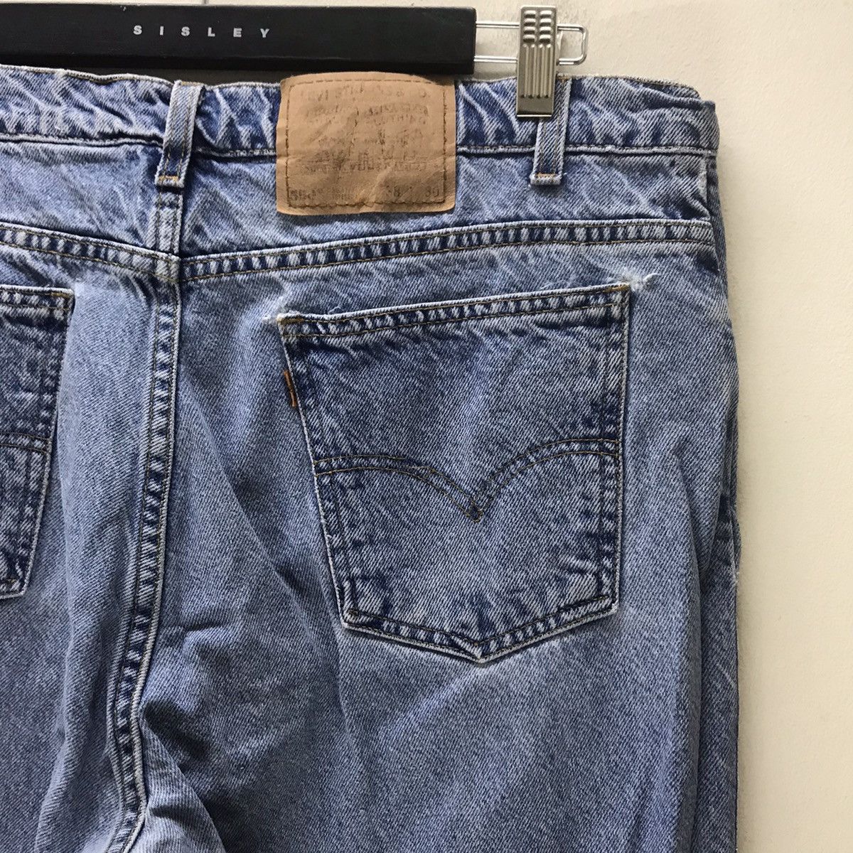 Levi's Vintage 90s Levis 550 Relaxed Tapered Stonewash Size US 37 - 13 Thumbnail