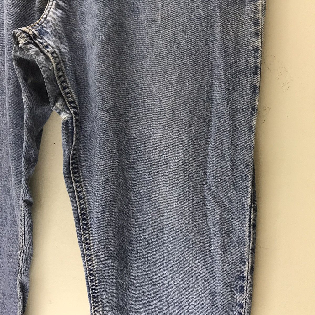 Levi's Vintage 90s Levis 550 Relaxed Tapered Stonewash Size US 37 - 7 Thumbnail