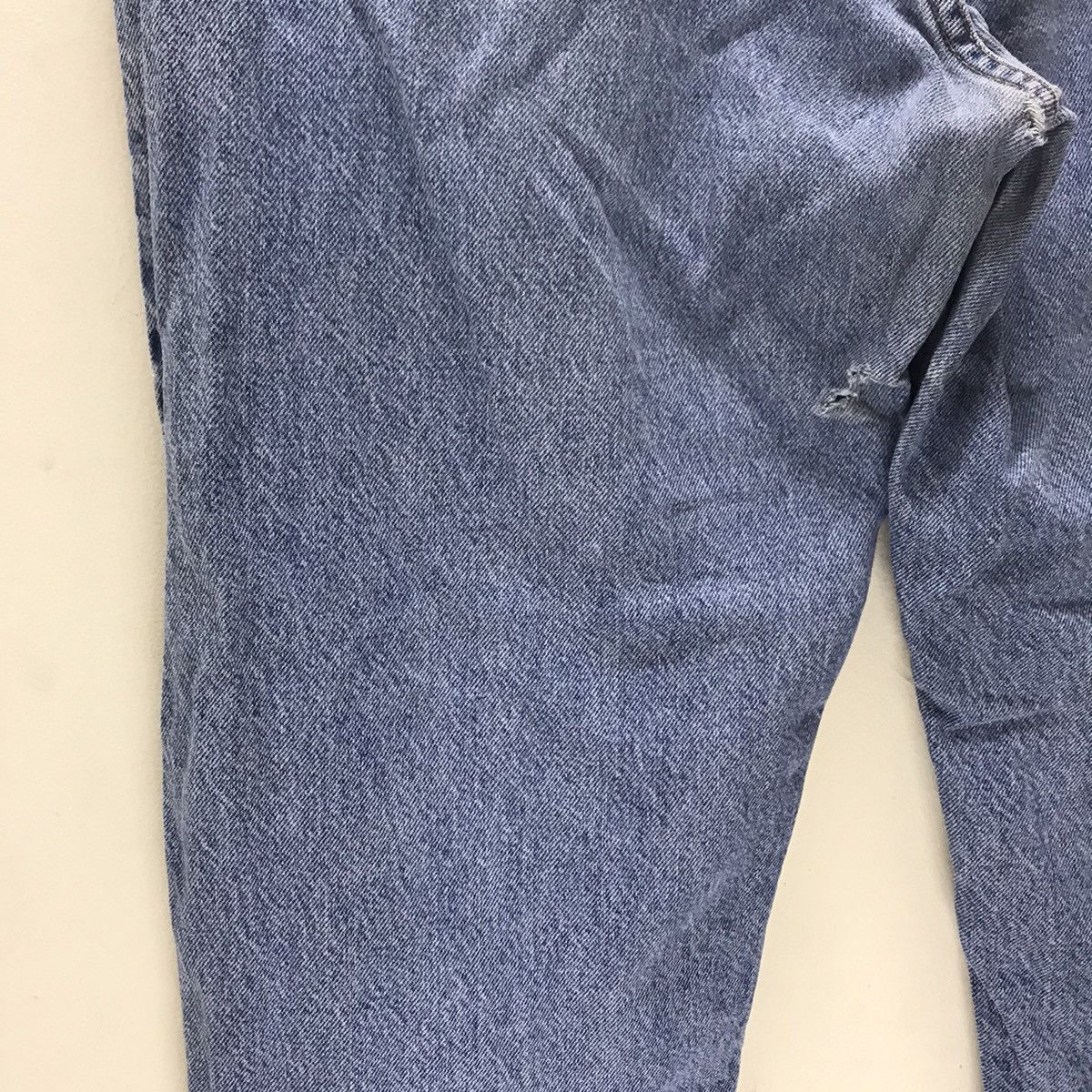 Levi's Vintage 90s Levis 550 Relaxed Tapered Stonewash Size US 37 - 14 Thumbnail