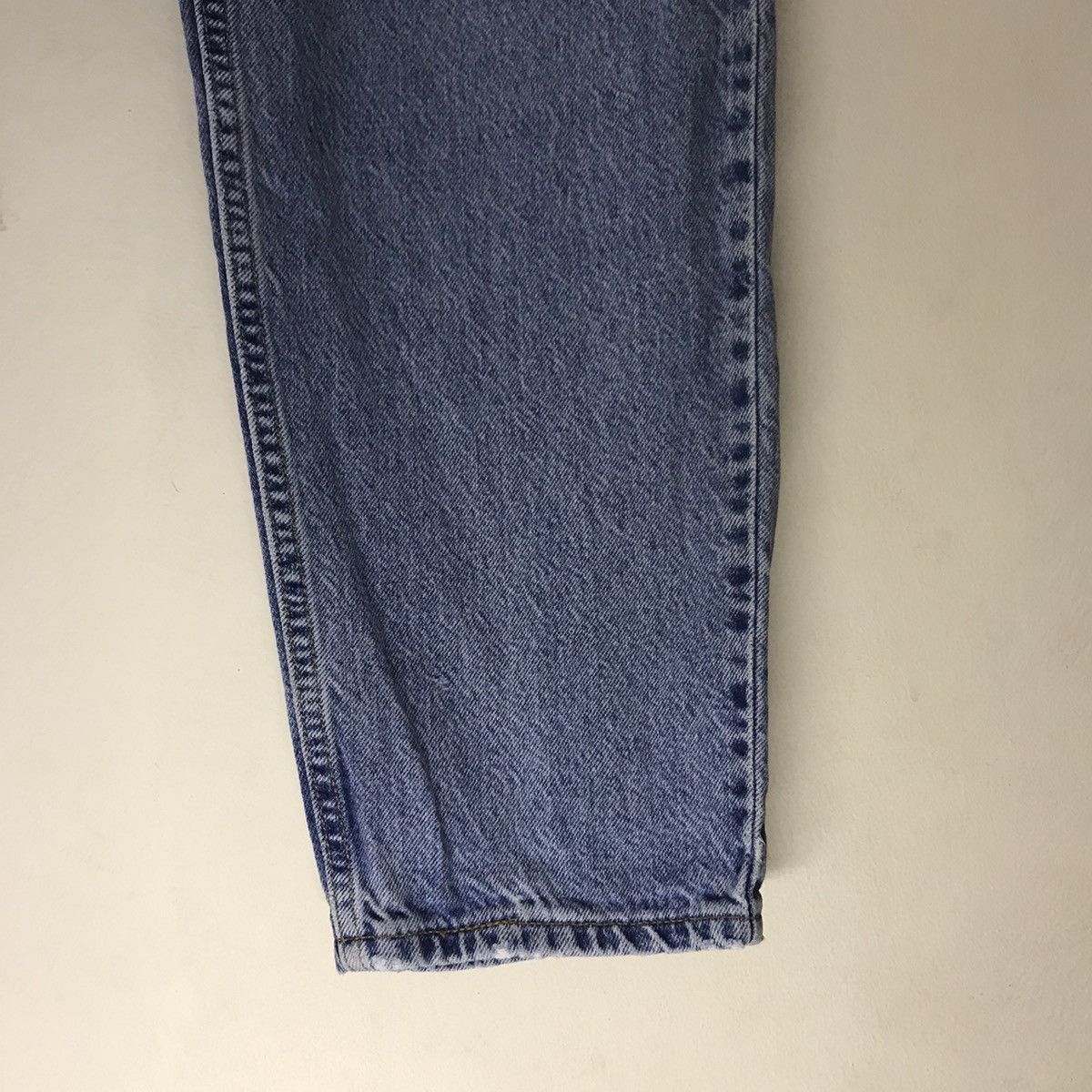 Levi's Vintage 90s Levis 550 Relaxed Tapered Stonewash Size US 37 - 9 Thumbnail