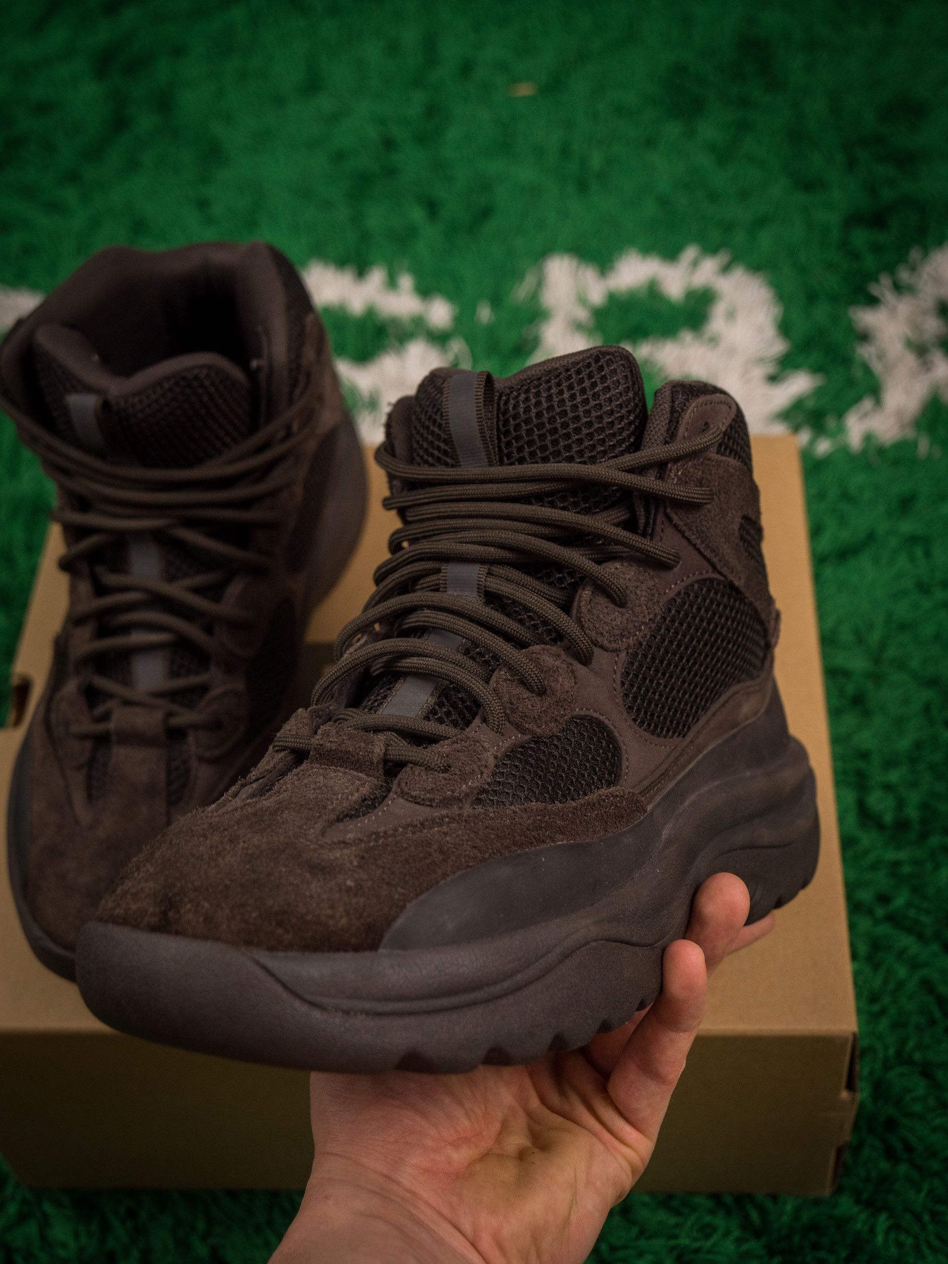 yeezy boots dsrt