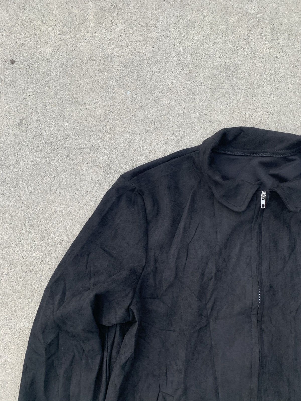 Vintage Vintage Streetwear Midnight Black Suede Cropped Jacket Size US M / EU 48-50 / 2 - 3 Thumbnail