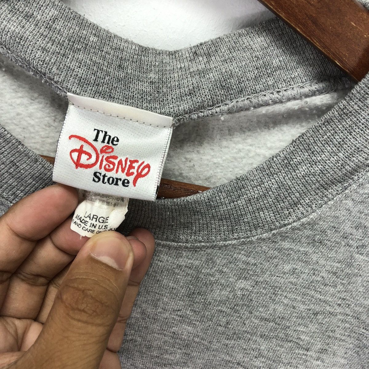 Disney Vintage 90s Donald Duck Disney Crewneck Size US L / EU 52-54 / 3 - 4 Thumbnail