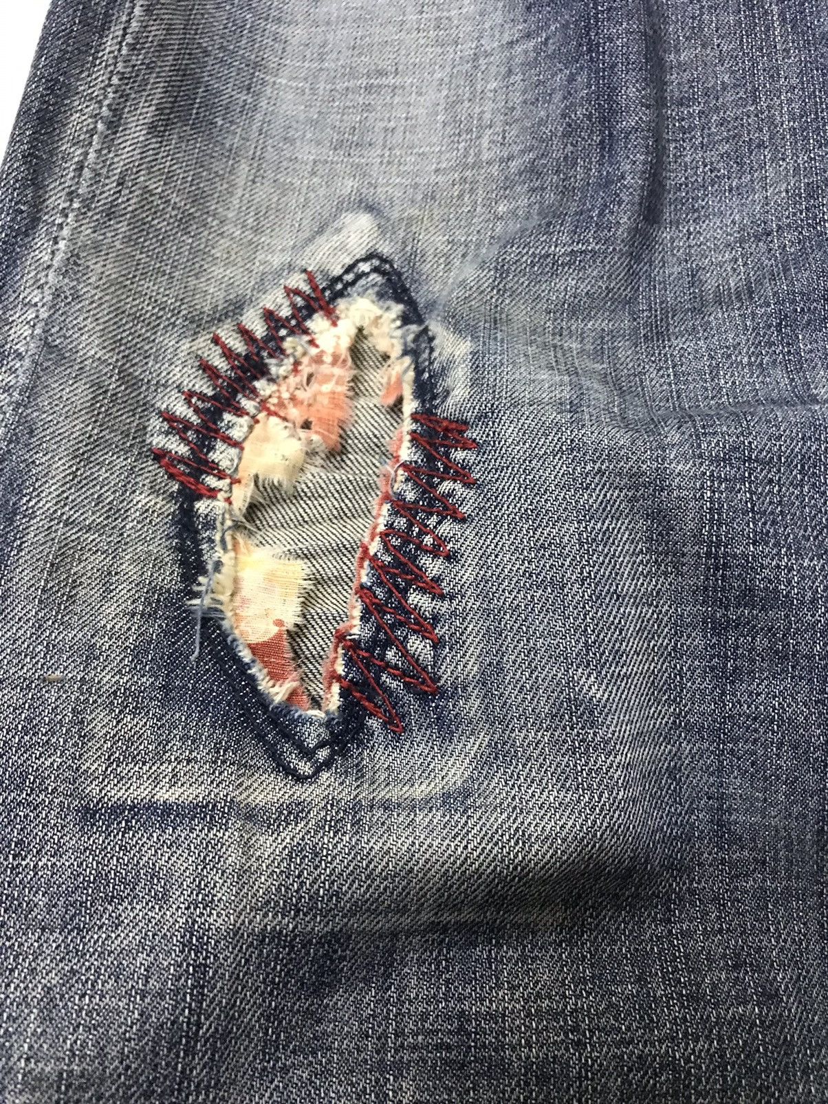 Japanese Brand × Takeo Kikuchi RARE! Takeo Kikuchi Patchwork Boro Distressed Denim Size US 30 / EU 46 - 9 Thumbnail