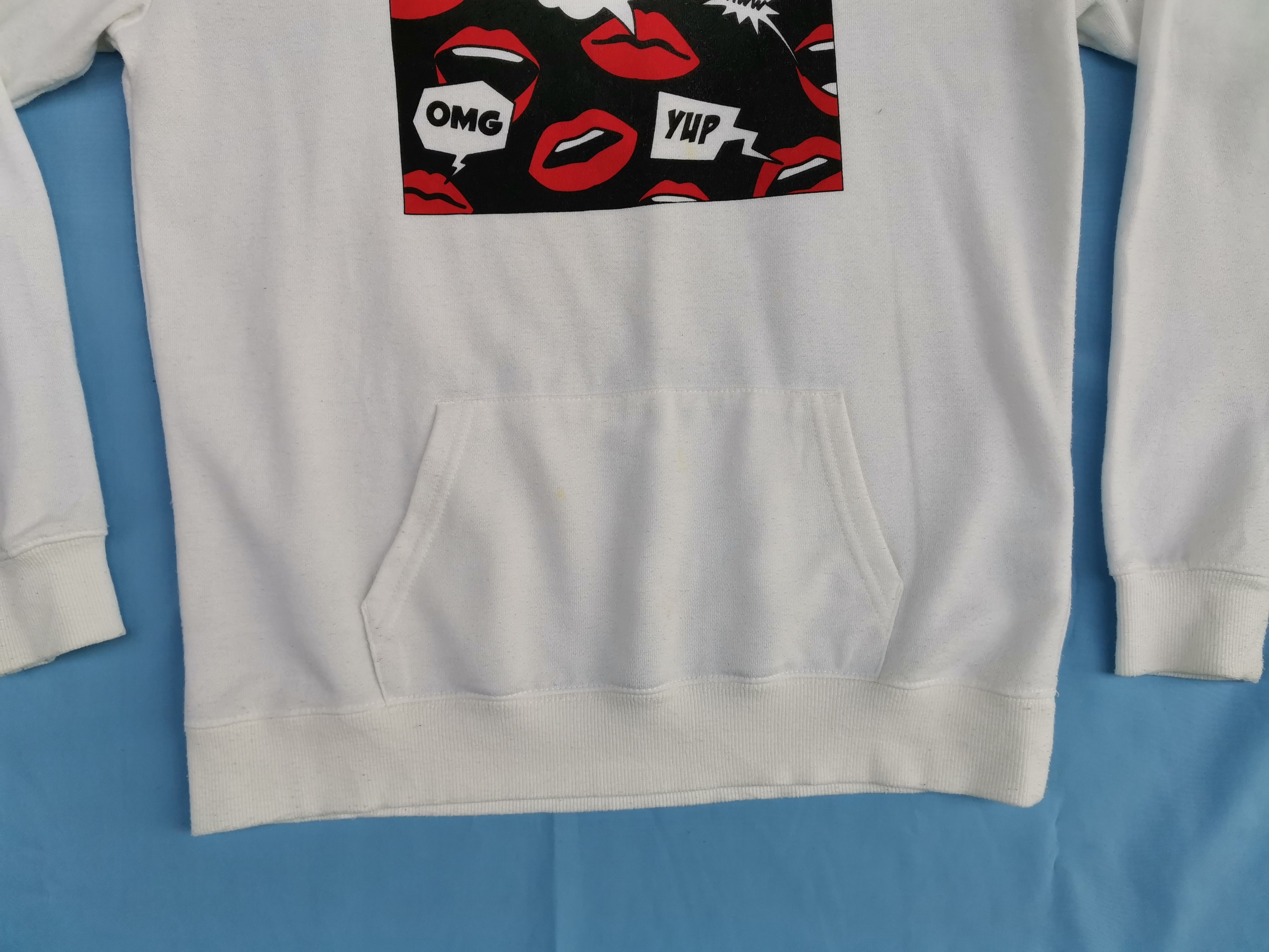 Japanese Brand Rare Browny many Lips Big Logo Hoodie Sweatshirt Size US M / EU 48-50 / 2 - 5 Thumbnail