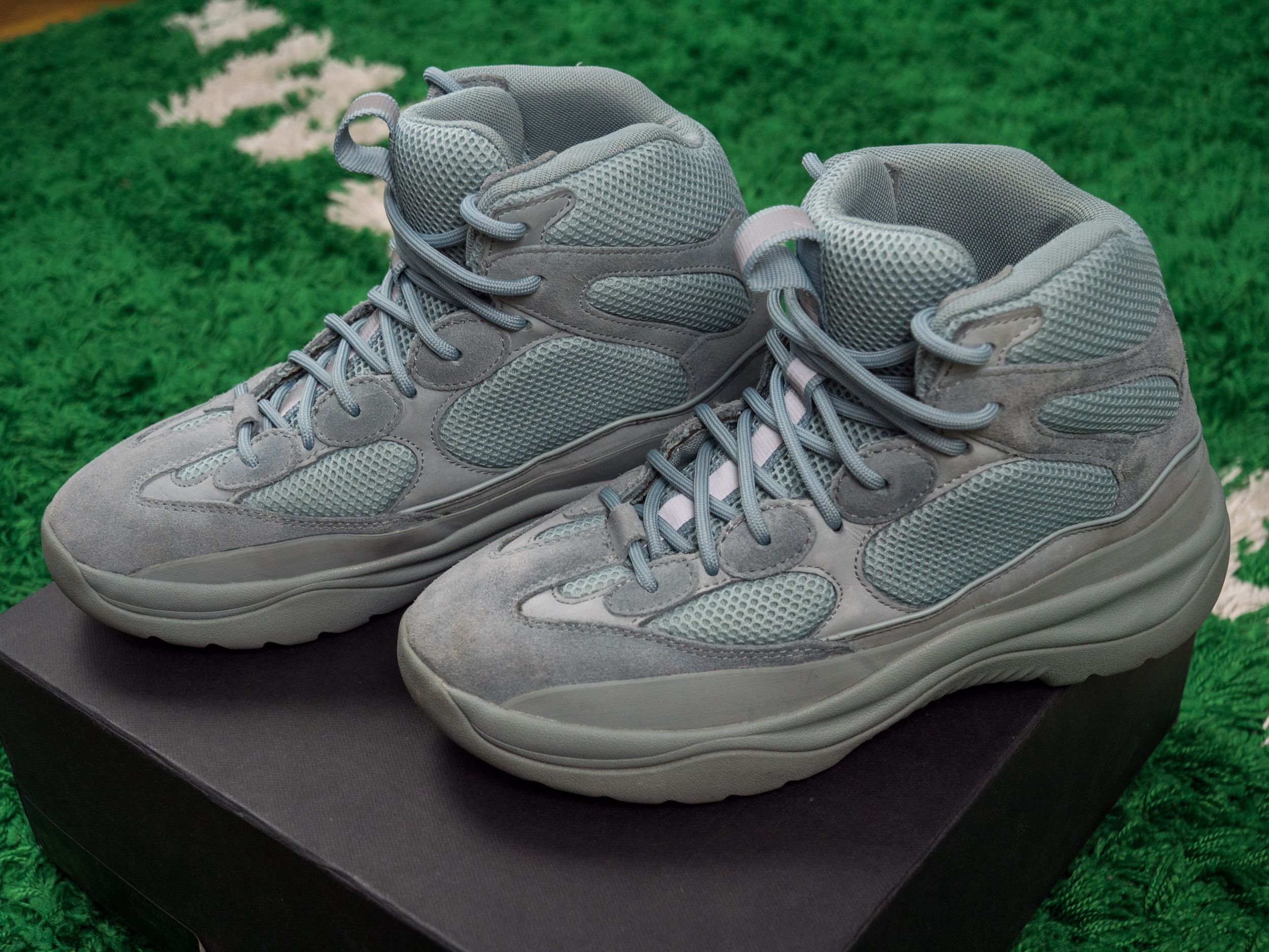 Yeezy VNDS YEEZY SEASON 7 DESERT BOOT HOUSE BLUE DSRT BOOT (44) Size US 11 / EU 44 - 5 Thumbnail