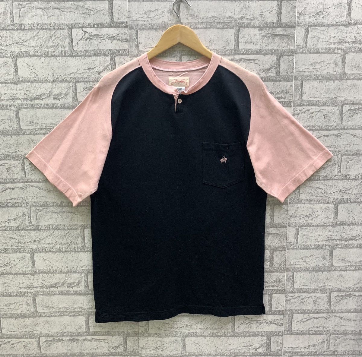 Japanese Brand Noodles Japanese Brand Ranglan Single Pocket T-shirts Size US L / EU 52-54 / 3 - 1 Thumbnail