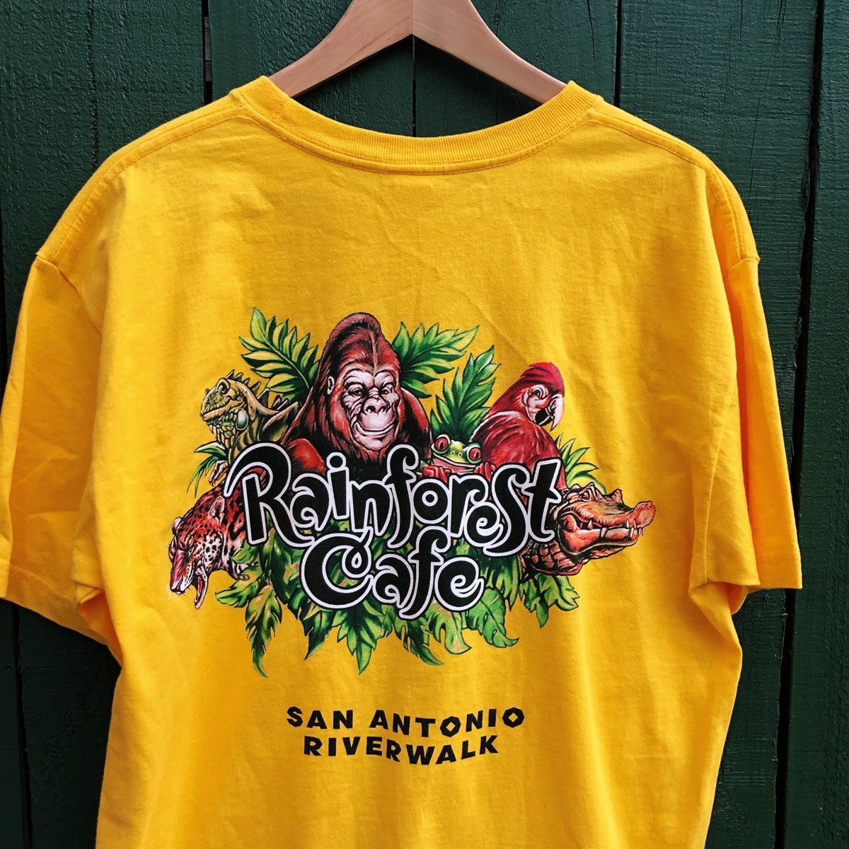 Vintage 90s Rain Forest Cafe Detroit Frog Graphic Logo shops T-Shirt