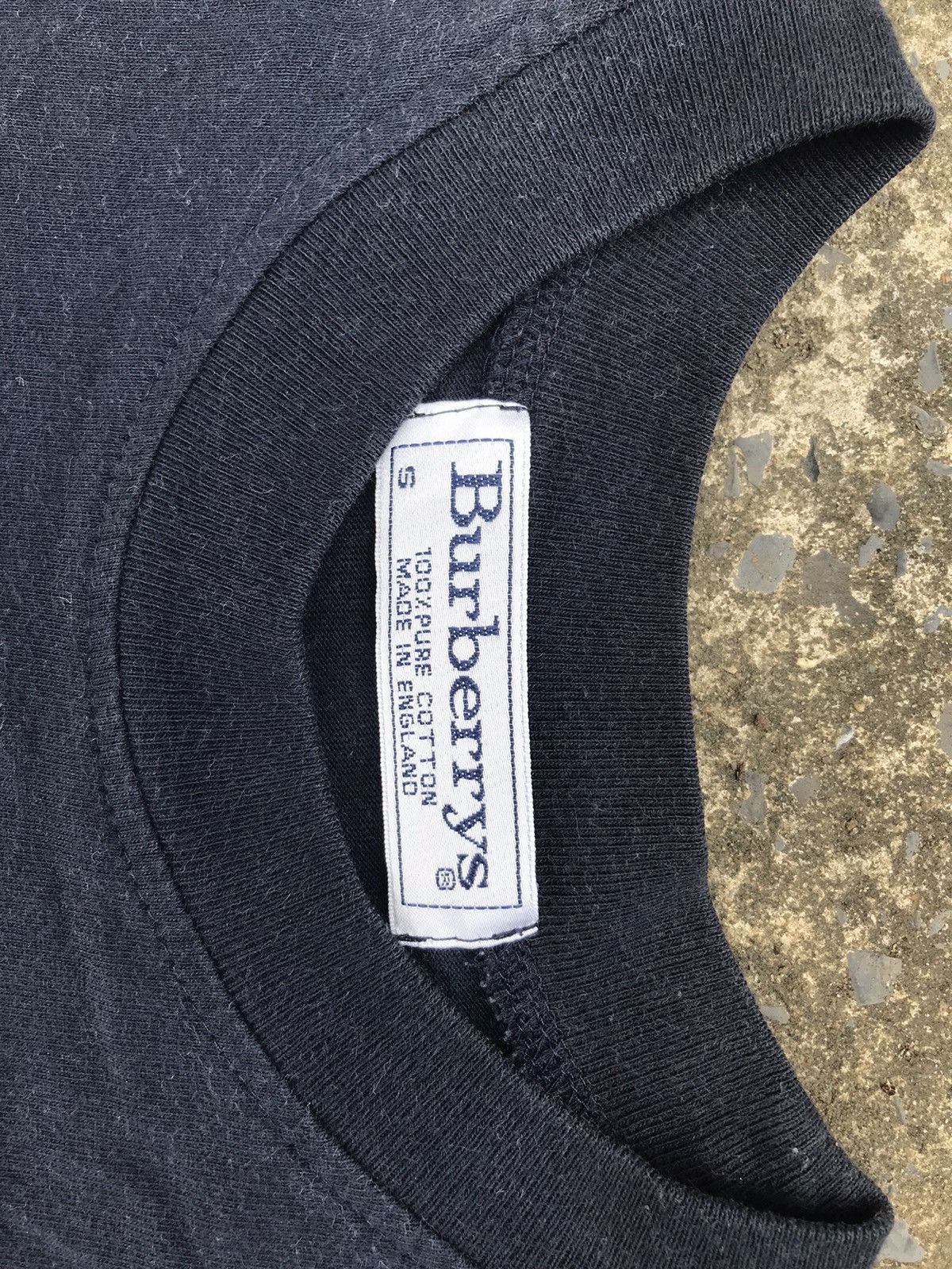 Burberry × Vintage VINTAGE BURBERRYS BEAR EMBOIRED SPELLOUT TSHIRT Size US M / EU 48-50 / 2 - 3 Thumbnail