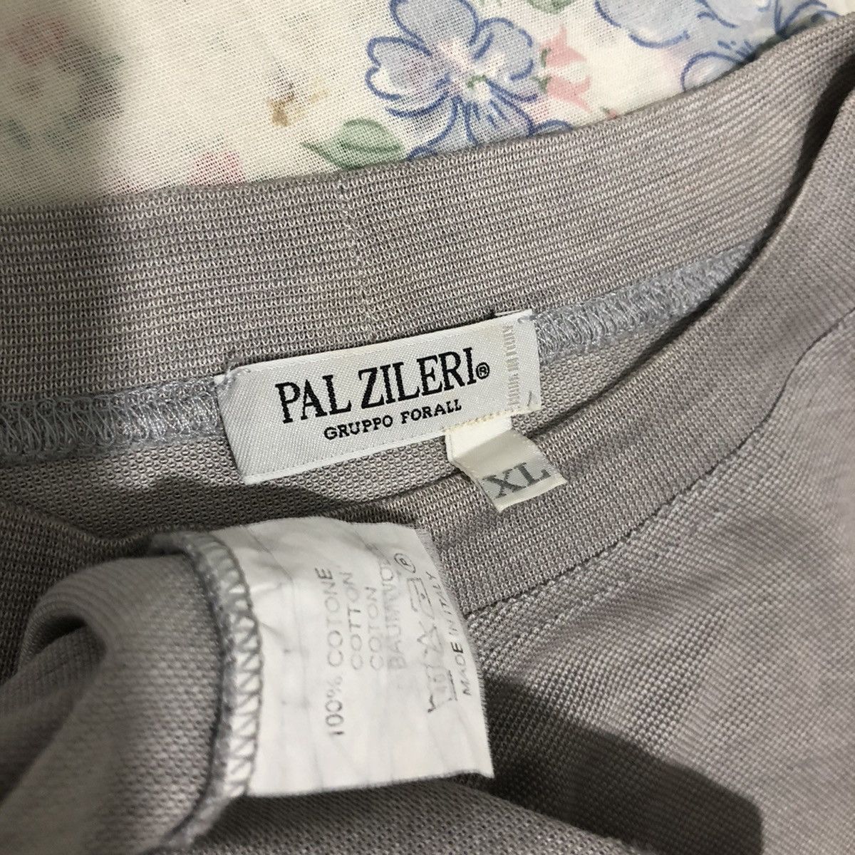 Pal Zileri Plain Grey Tee Made in Italy Size US XL / EU 56 / 4 - 4 Thumbnail