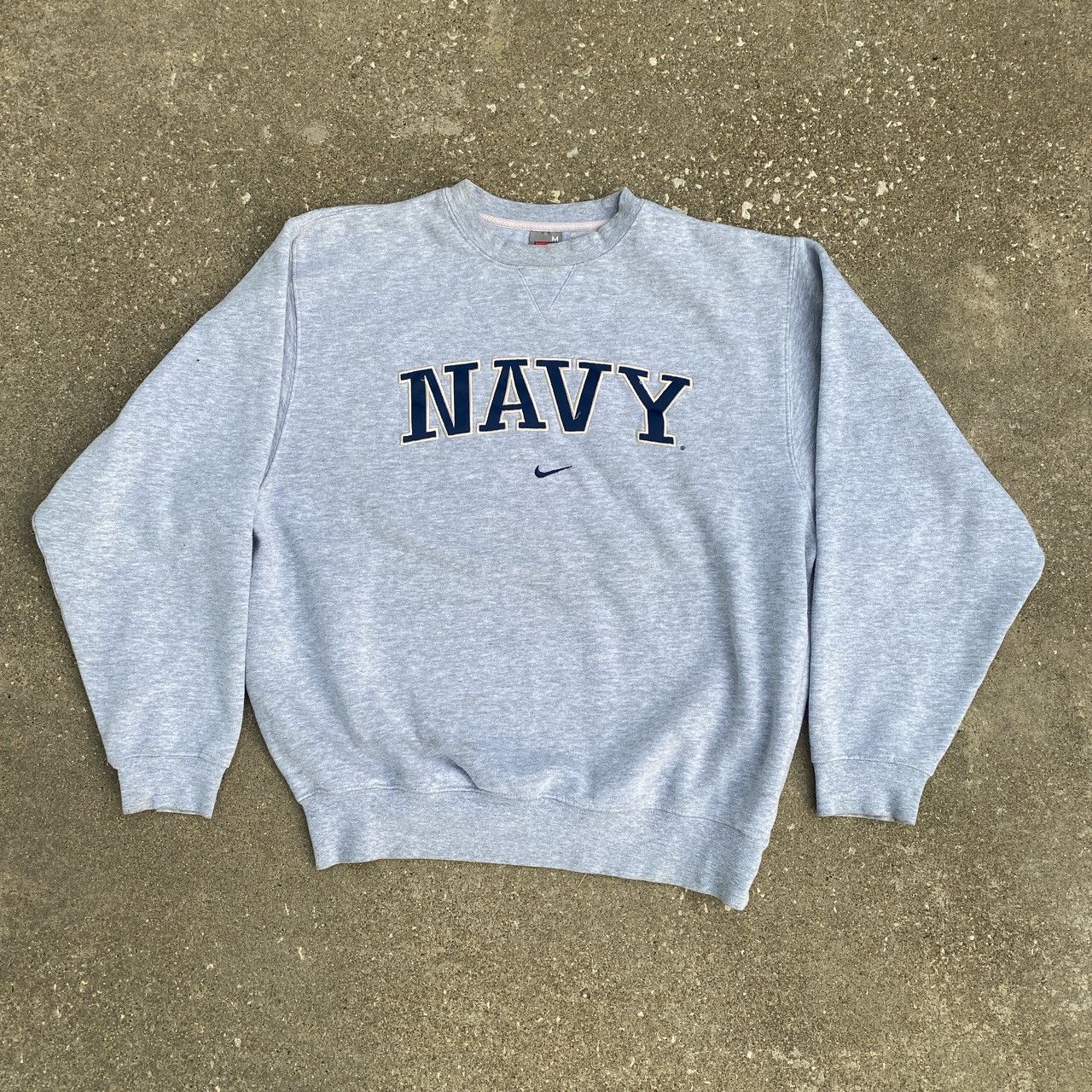 Nike × Vintage Vintage Nike US Navy Crewneck Sweatshirt Size US M / EU 48-50 / 2 - 1 Thumbnail