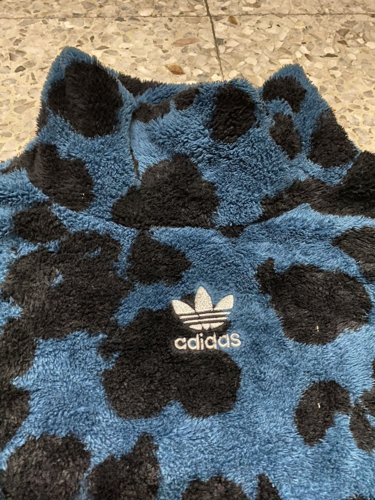 Adidas Adidas Turtle Neck Fleece Sweatshirt Art Design Size US M / EU 48-50 / 2 - 4 Thumbnail