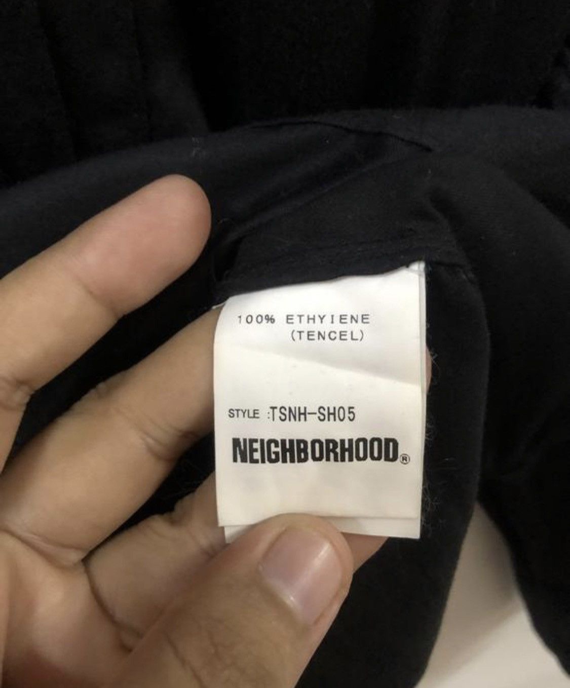 Neighborhood × Wtaps Neighborhood 2004 Asymmetric Shirt Button Down Rayon Design Size US M / EU 48-50 / 2 - 9 Thumbnail