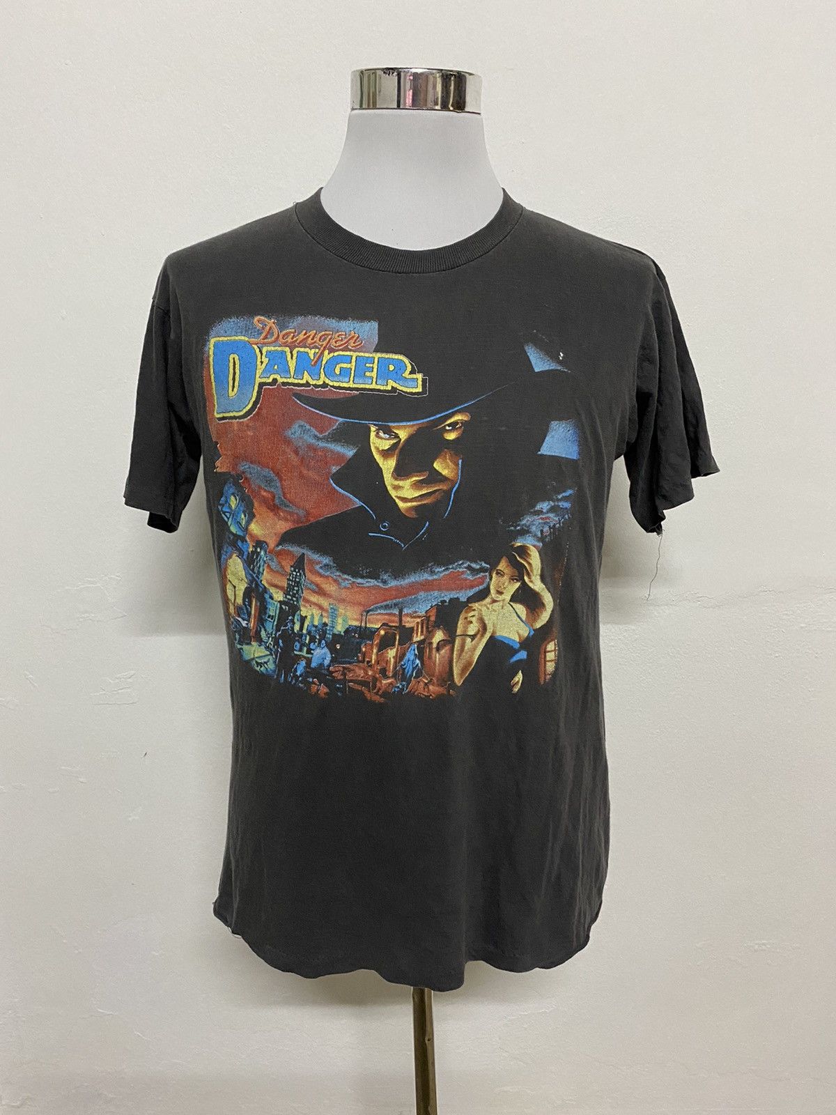 Band Tees × Vintage vintage danger danger band tee Size US L / EU 52-54 / 3 - 1 Thumbnail