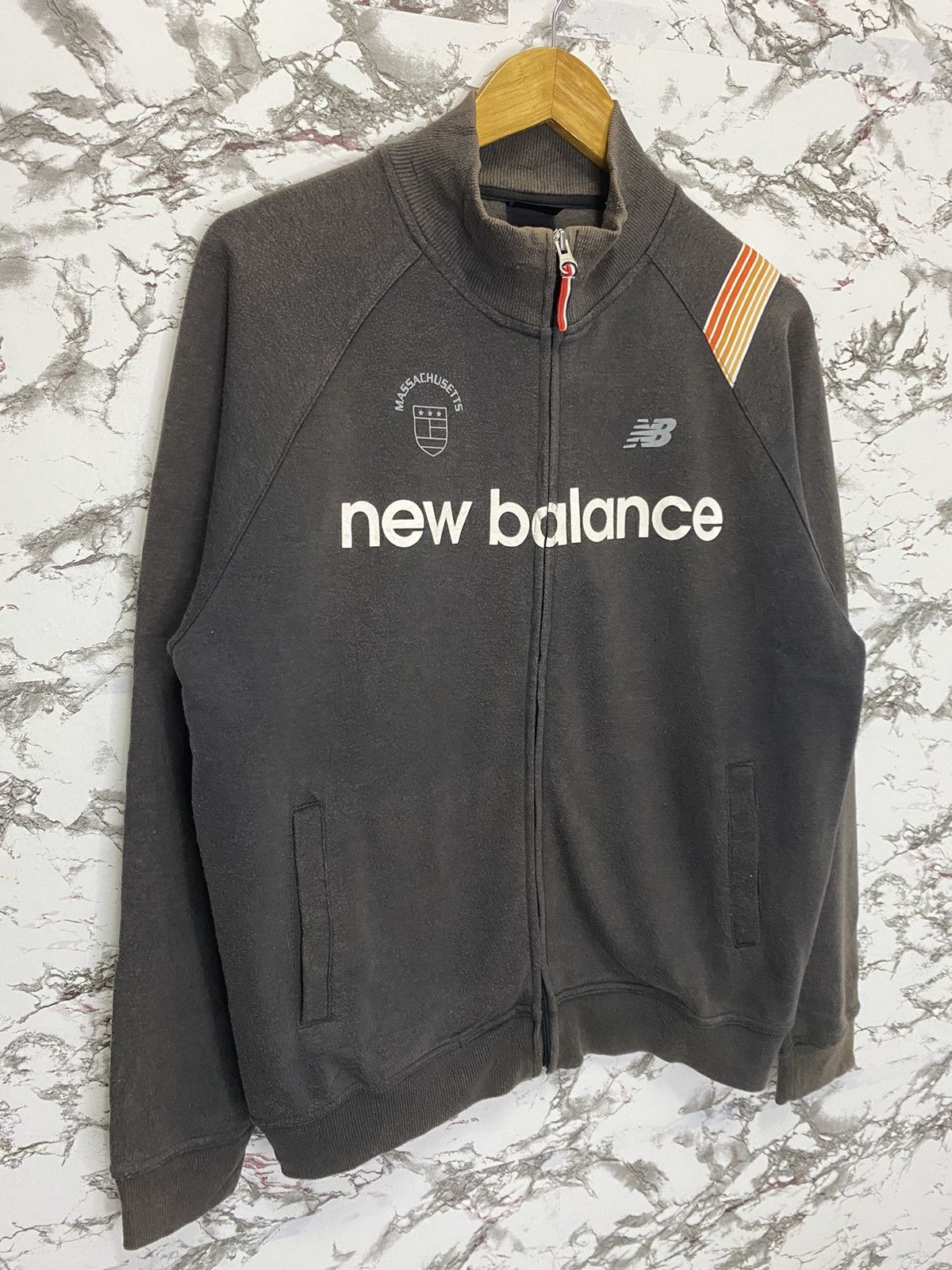 New Balance × Vintage New Balance Spell Out Sun Faded Sweater Size US M / EU 48-50 / 2 - 3 Thumbnail