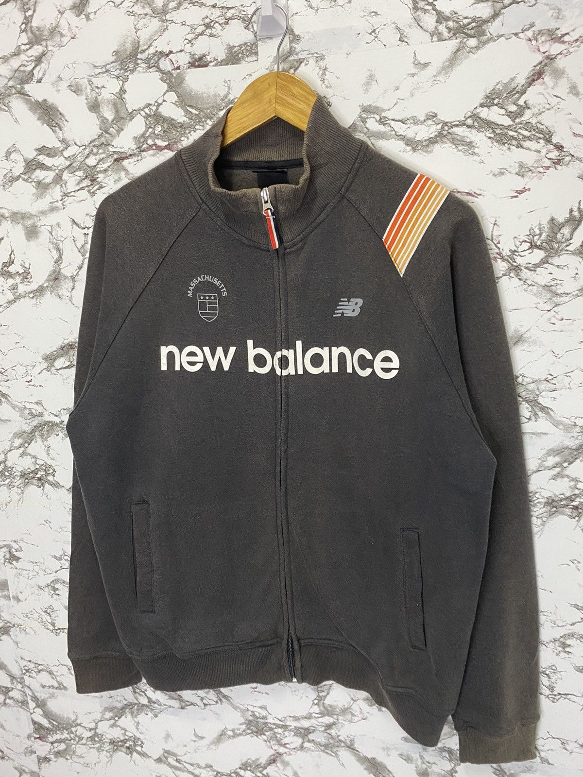 New Balance × Vintage New Balance Spell Out Sun Faded Sweater Size US M / EU 48-50 / 2 - 4 Thumbnail