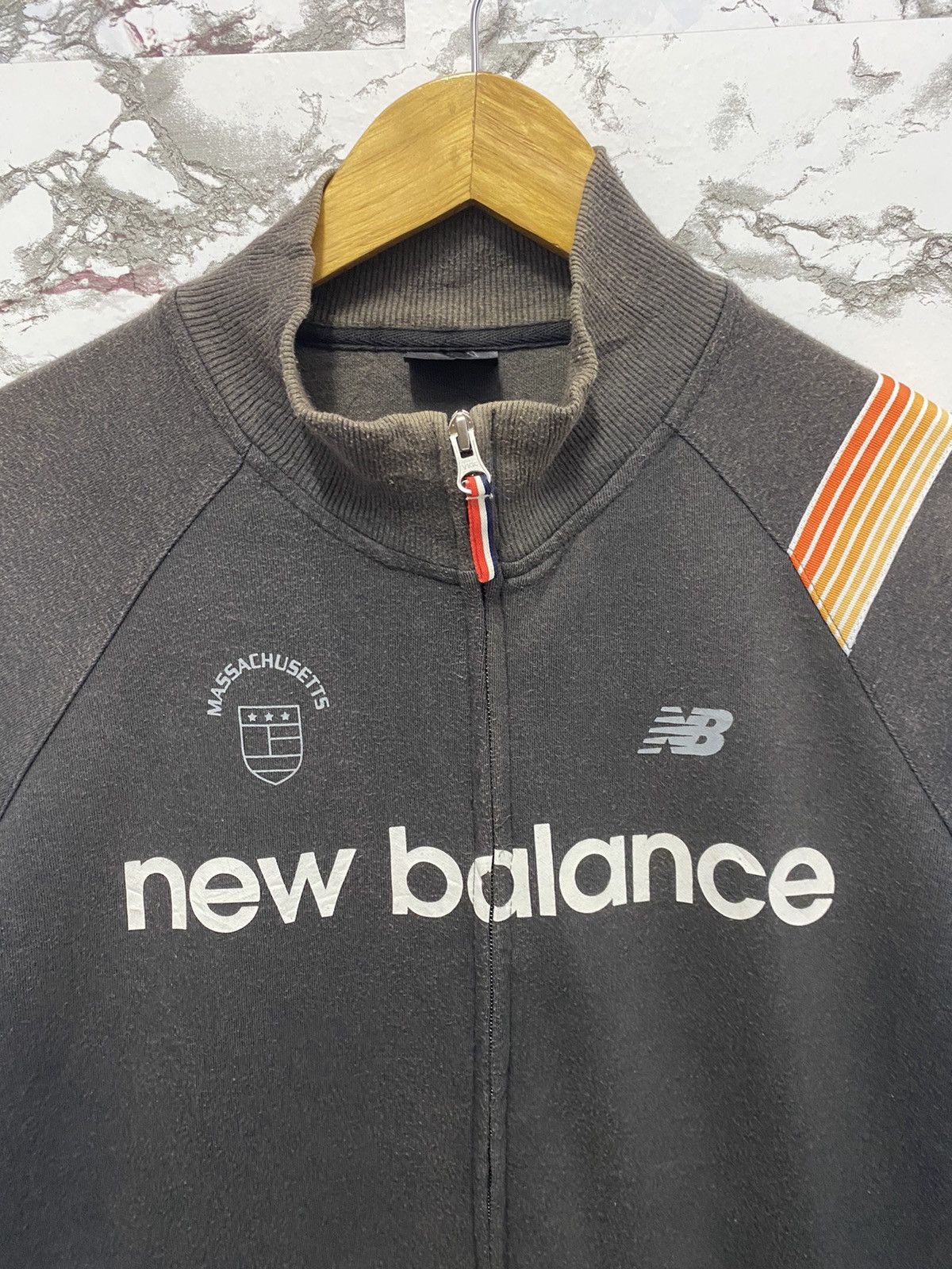New Balance × Vintage New Balance Spell Out Sun Faded Sweater Size US M / EU 48-50 / 2 - 5 Thumbnail