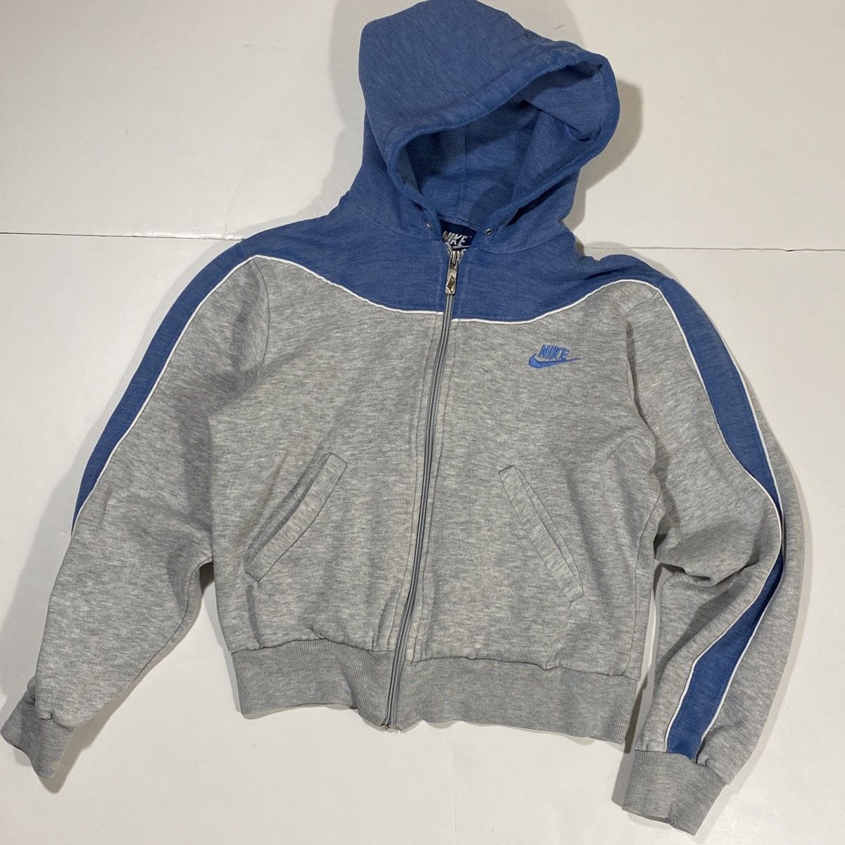 Nike × Vintage 80’s Nike Cropped Hoodie Size US S / EU 44-46 / 1 - 1 Thumbnail