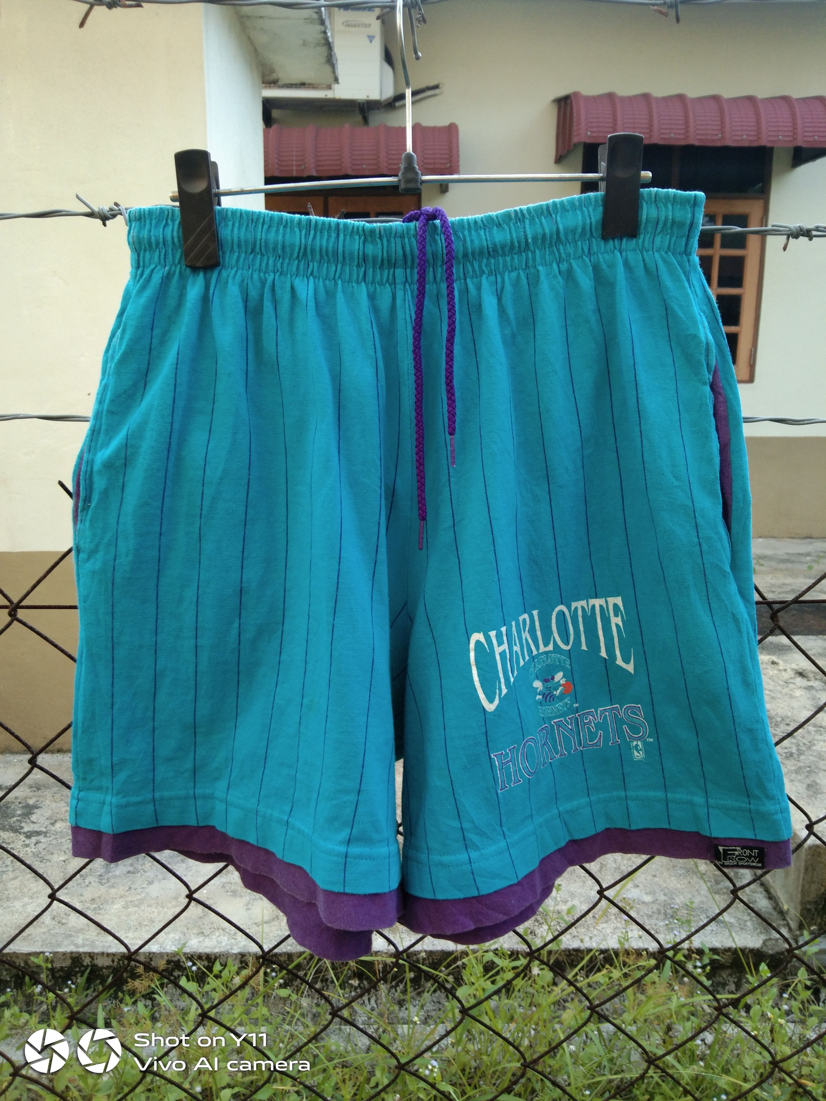 vintage charlotte hornets shorts mens size M 90s made inUSA
