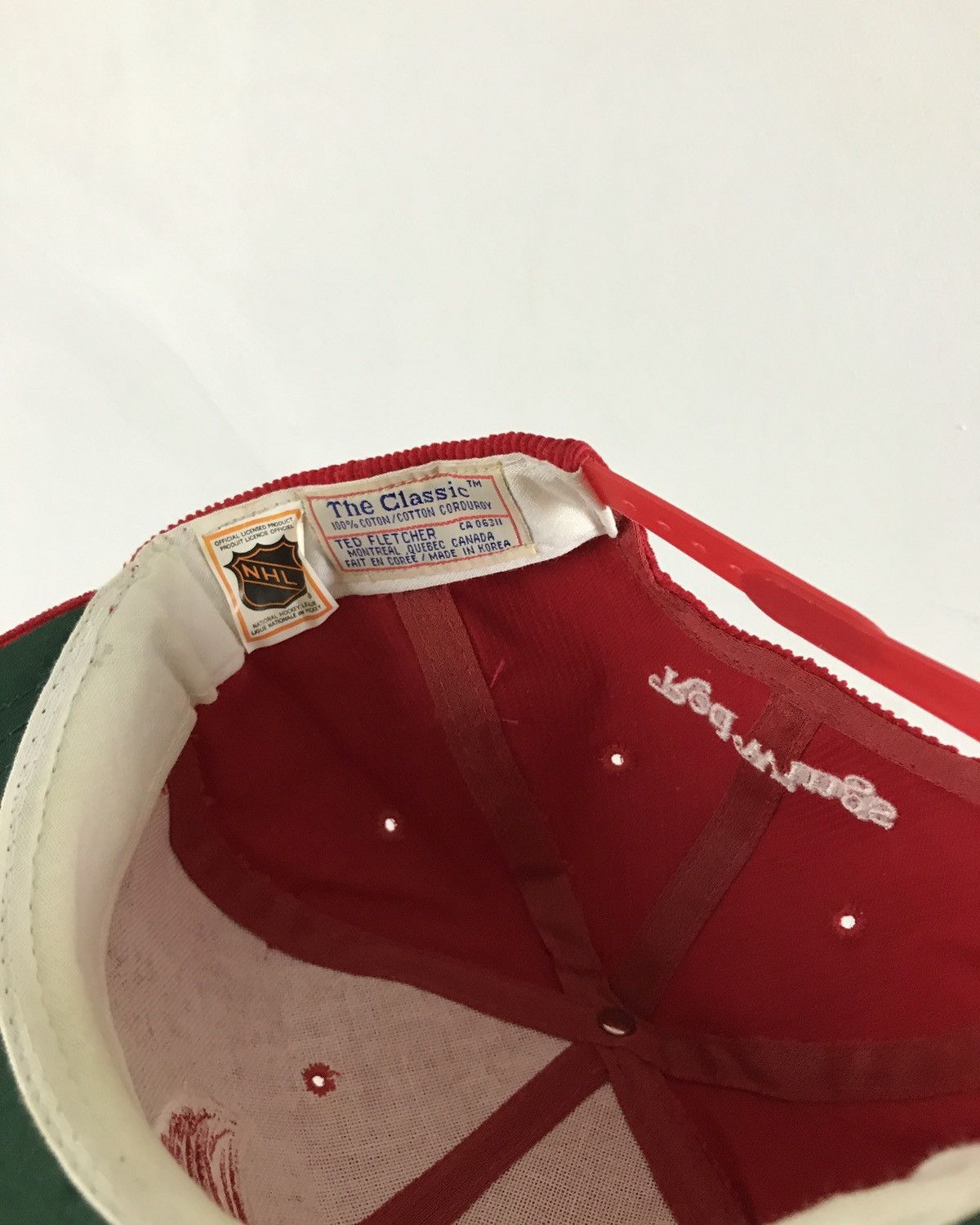 NHL Vintage 80’s Detroit Red Wings corduroy snapback hat Size ONE SIZE - 6 Thumbnail