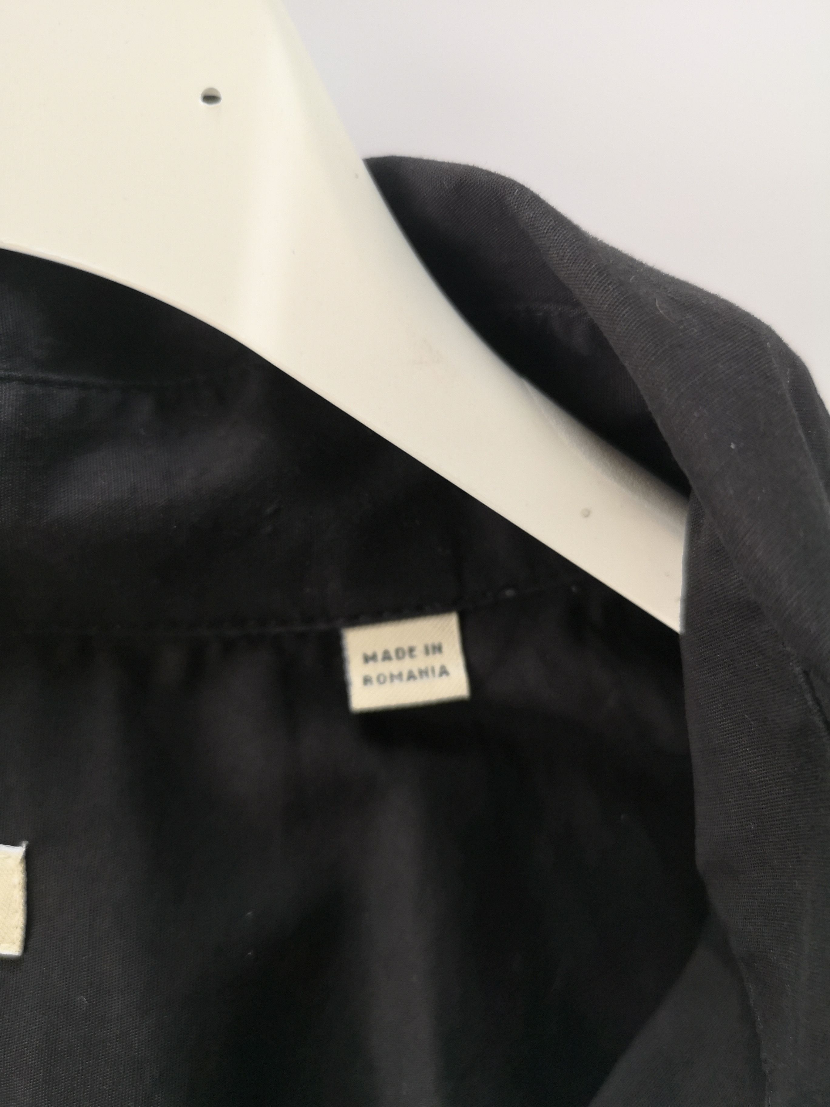 Burberry Burberry London Black Shirt Size US M / EU 48-50 / 2 - 6 Thumbnail