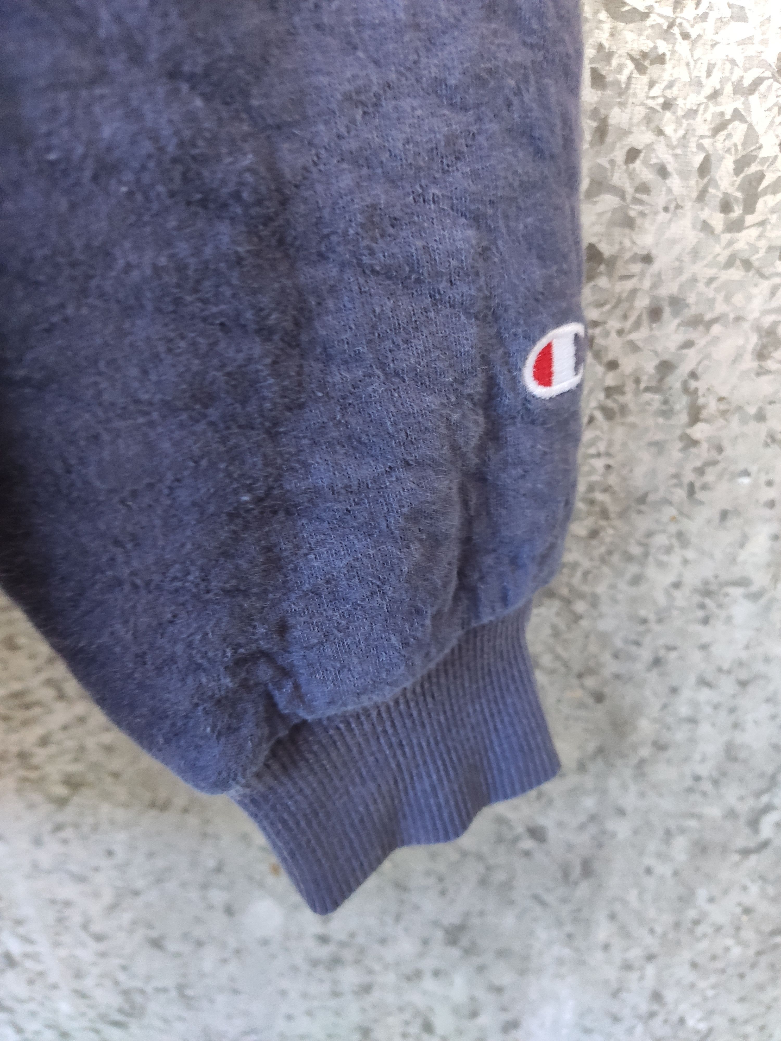 Champion Vintage 90s Vintage Champion sweatshirt small logo Size US M / EU 48-50 / 2 - 4 Thumbnail