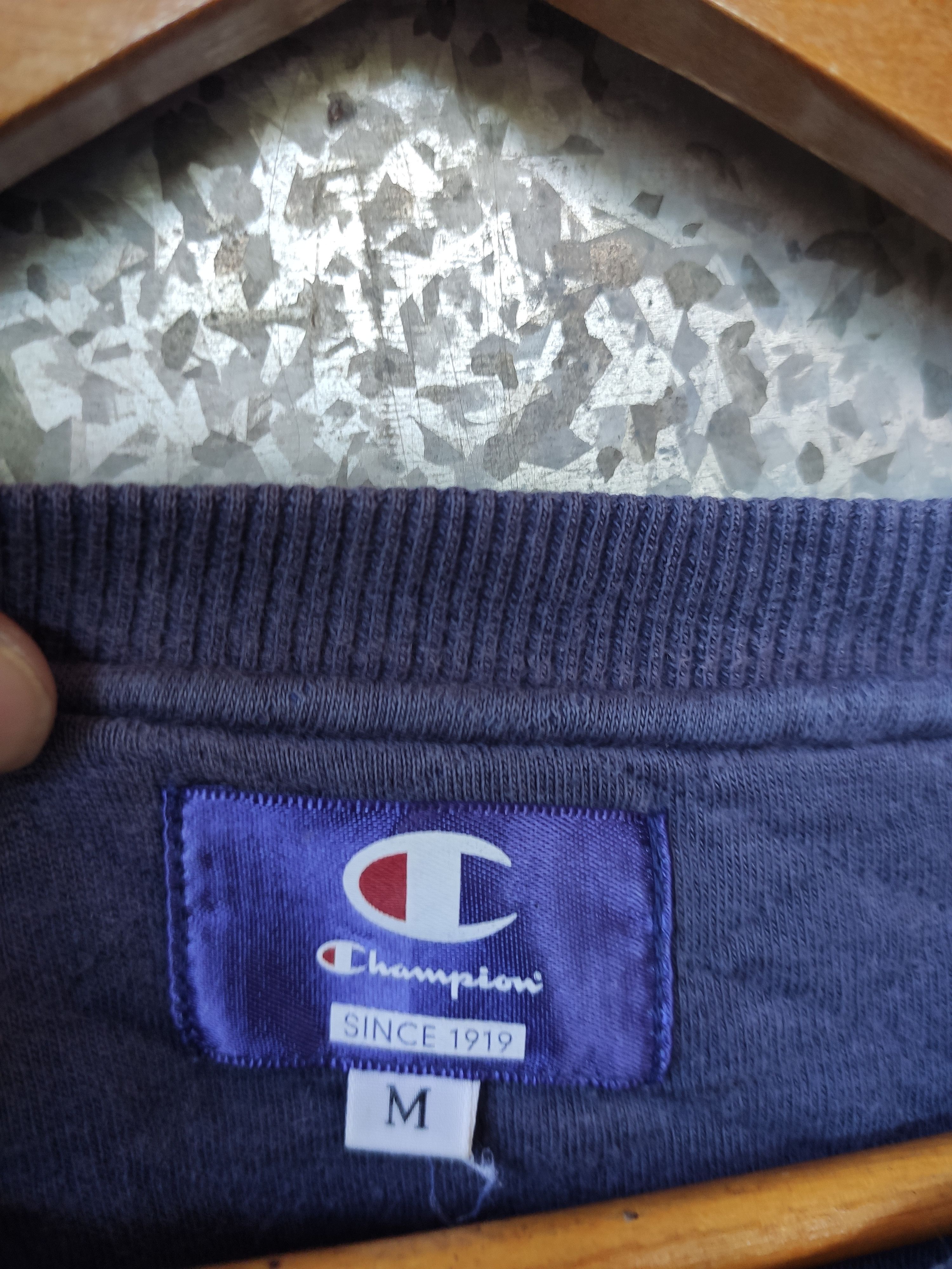 Champion Vintage 90s Vintage Champion sweatshirt small logo Size US M / EU 48-50 / 2 - 5 Thumbnail